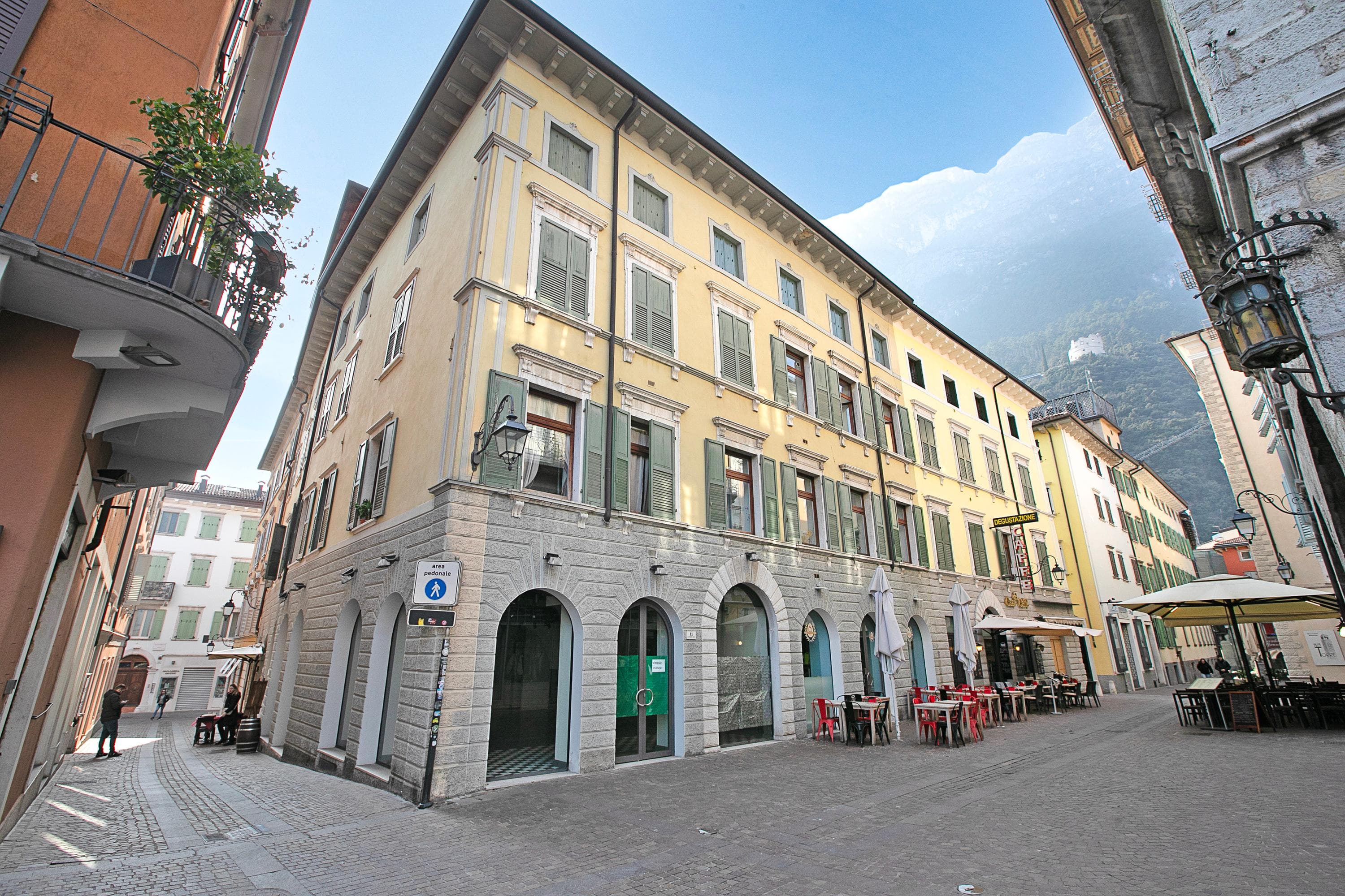 Gallery Image 7