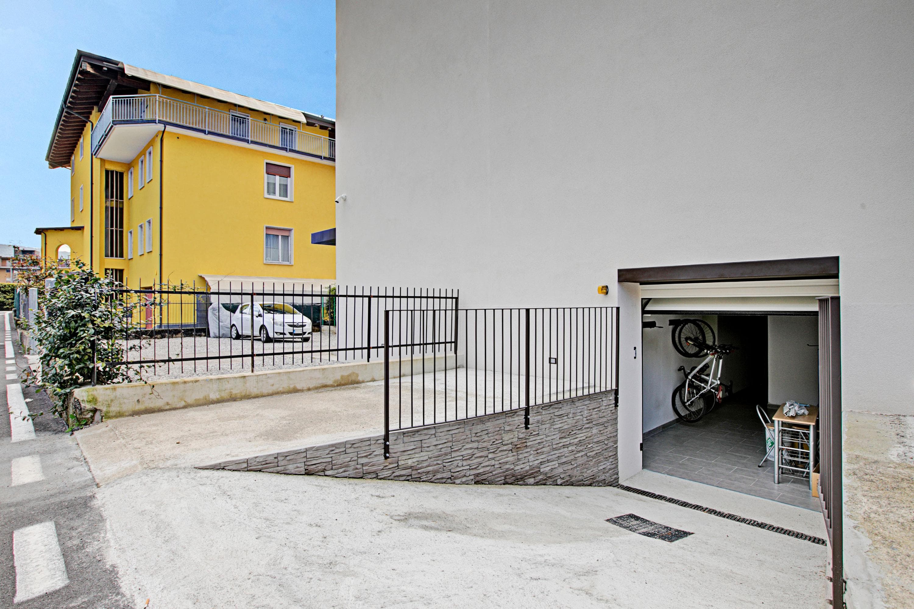 Gallery Image 12
