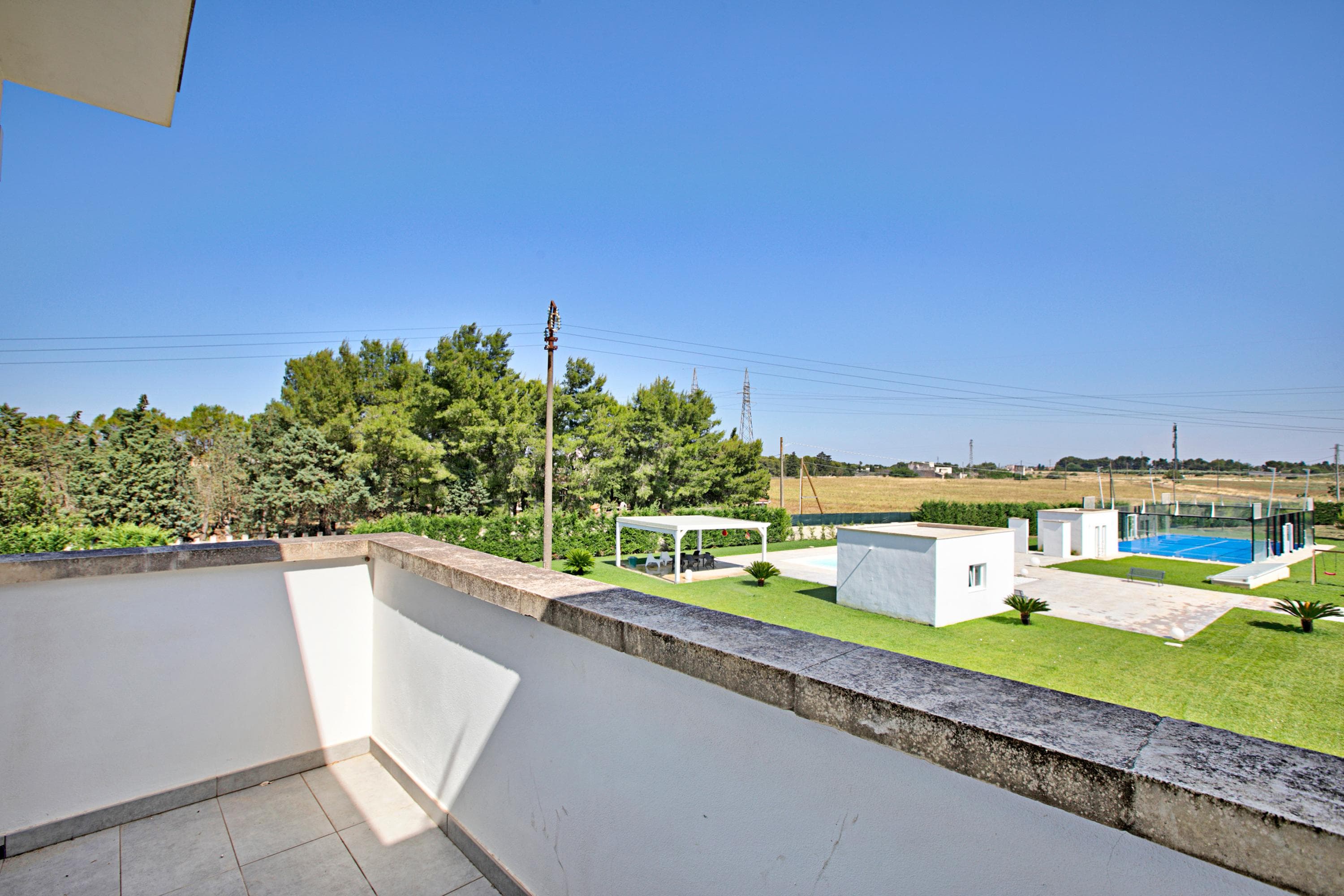 Gallery Image 15