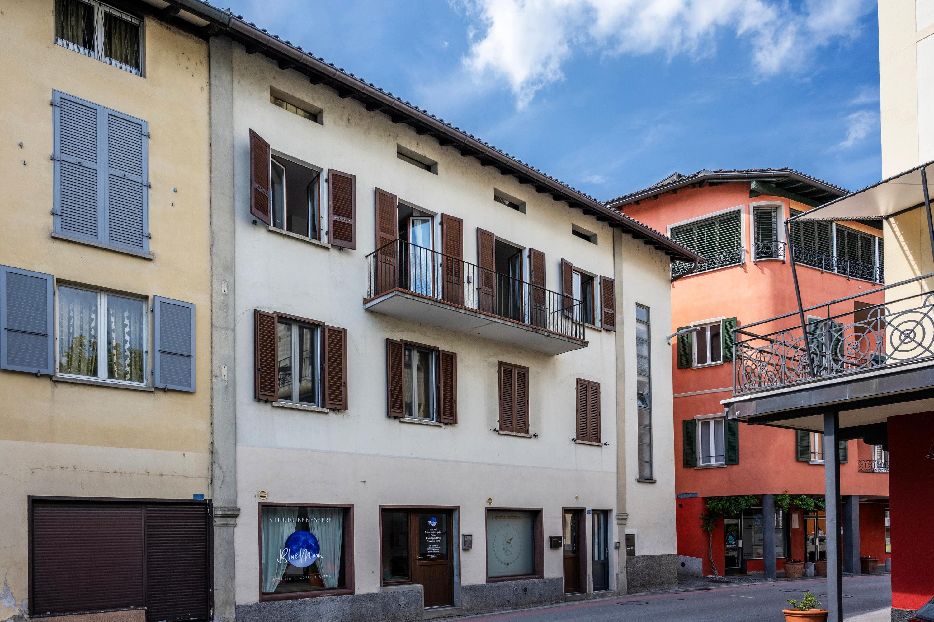 Gallery Image 16
