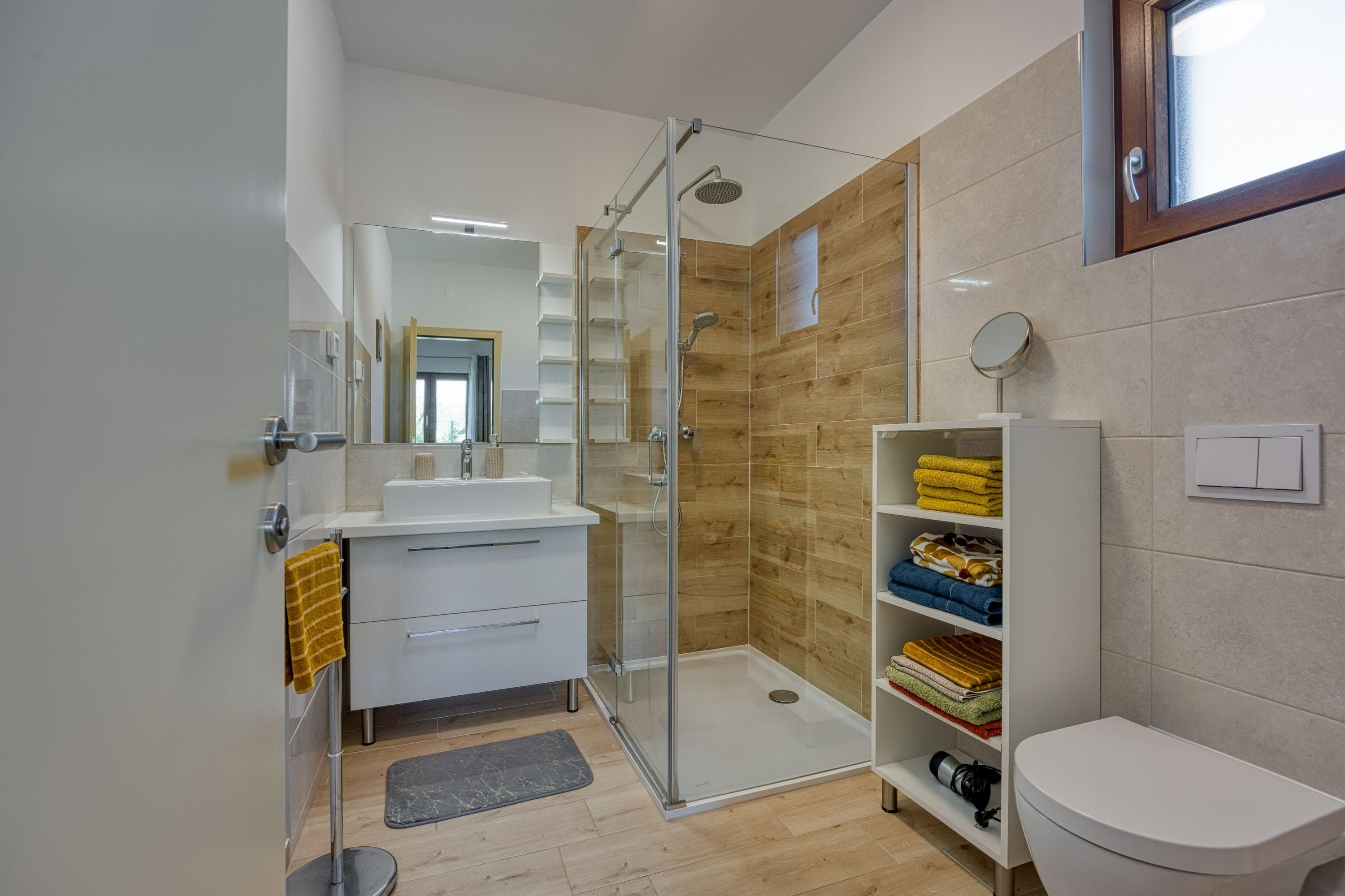 Gallery Image 12