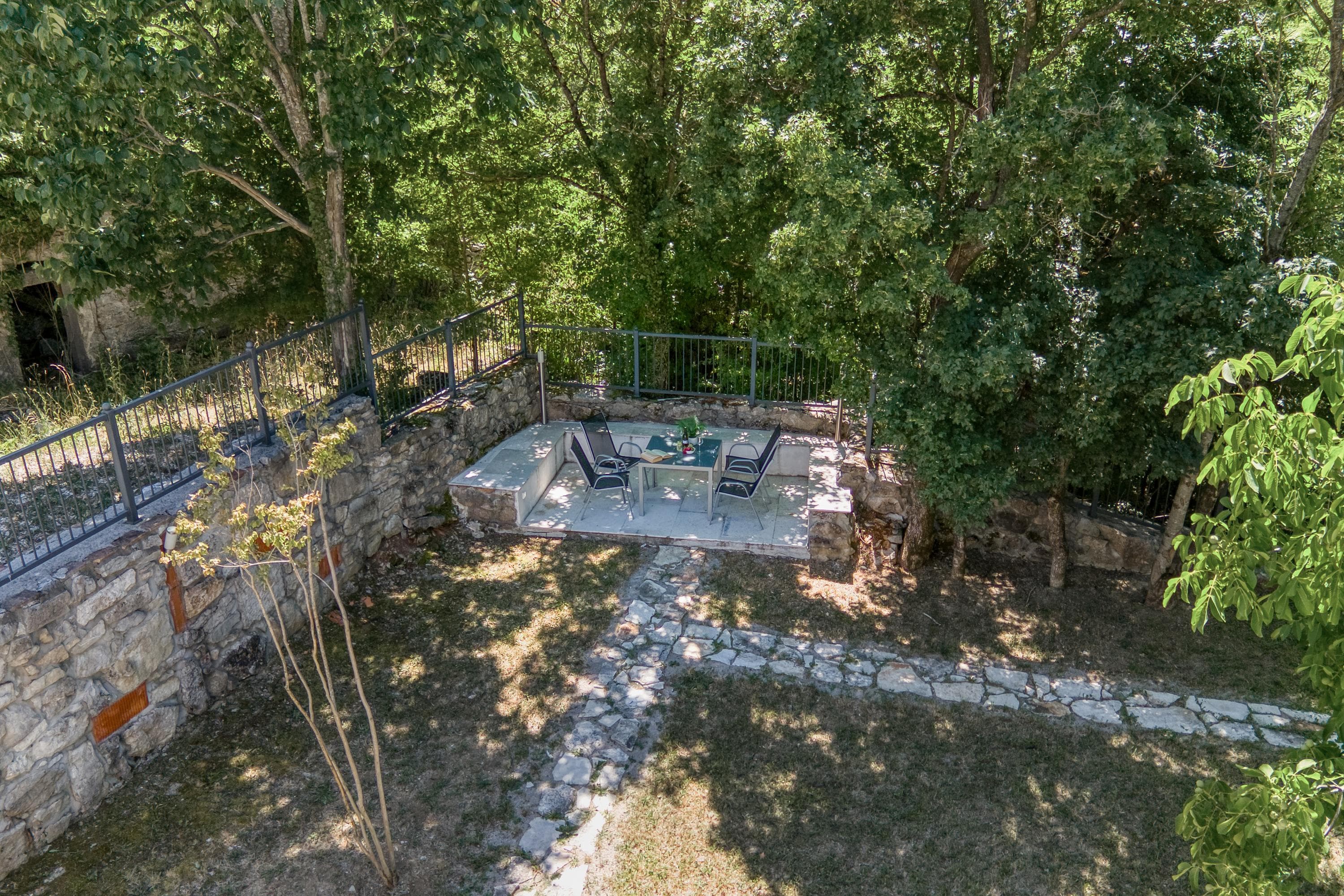 Gallery Image 37