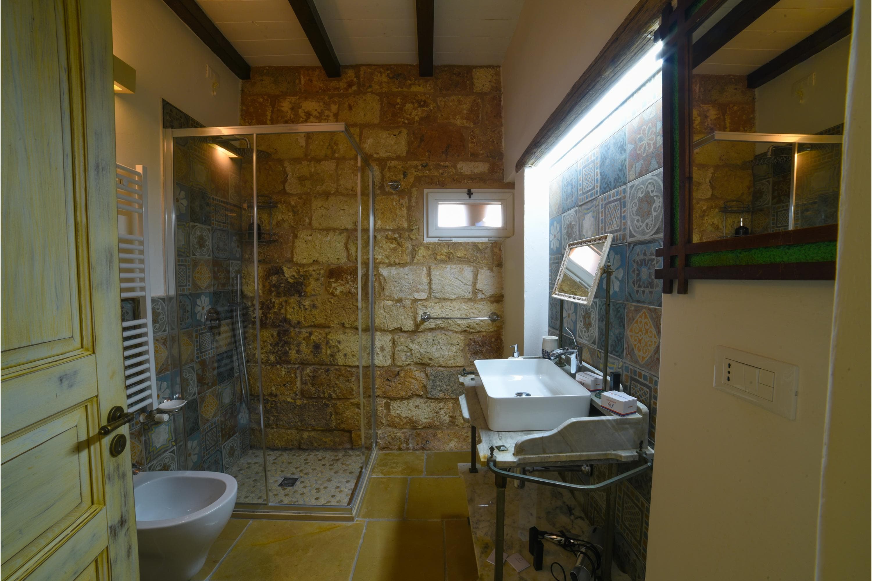 Gallery Image 12