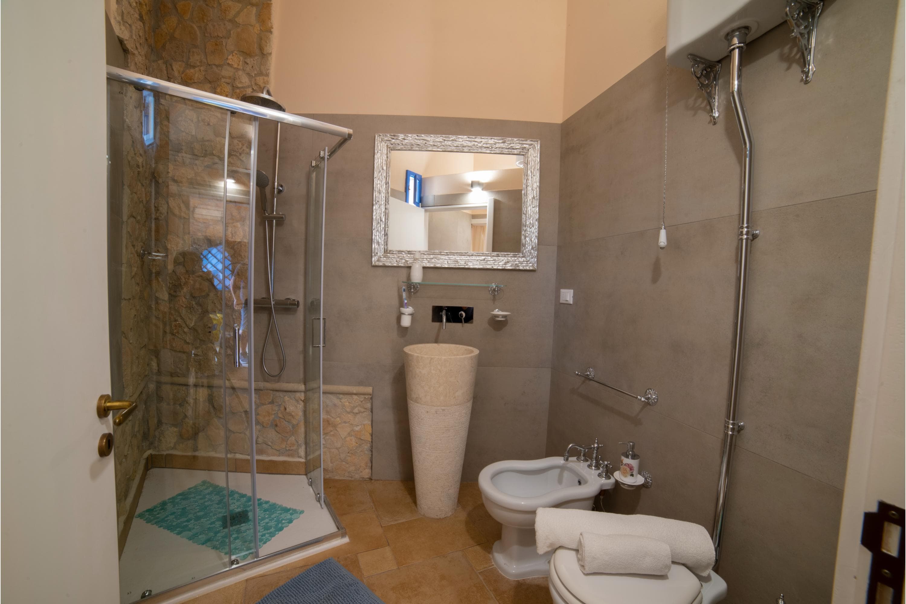 Gallery Image 8
