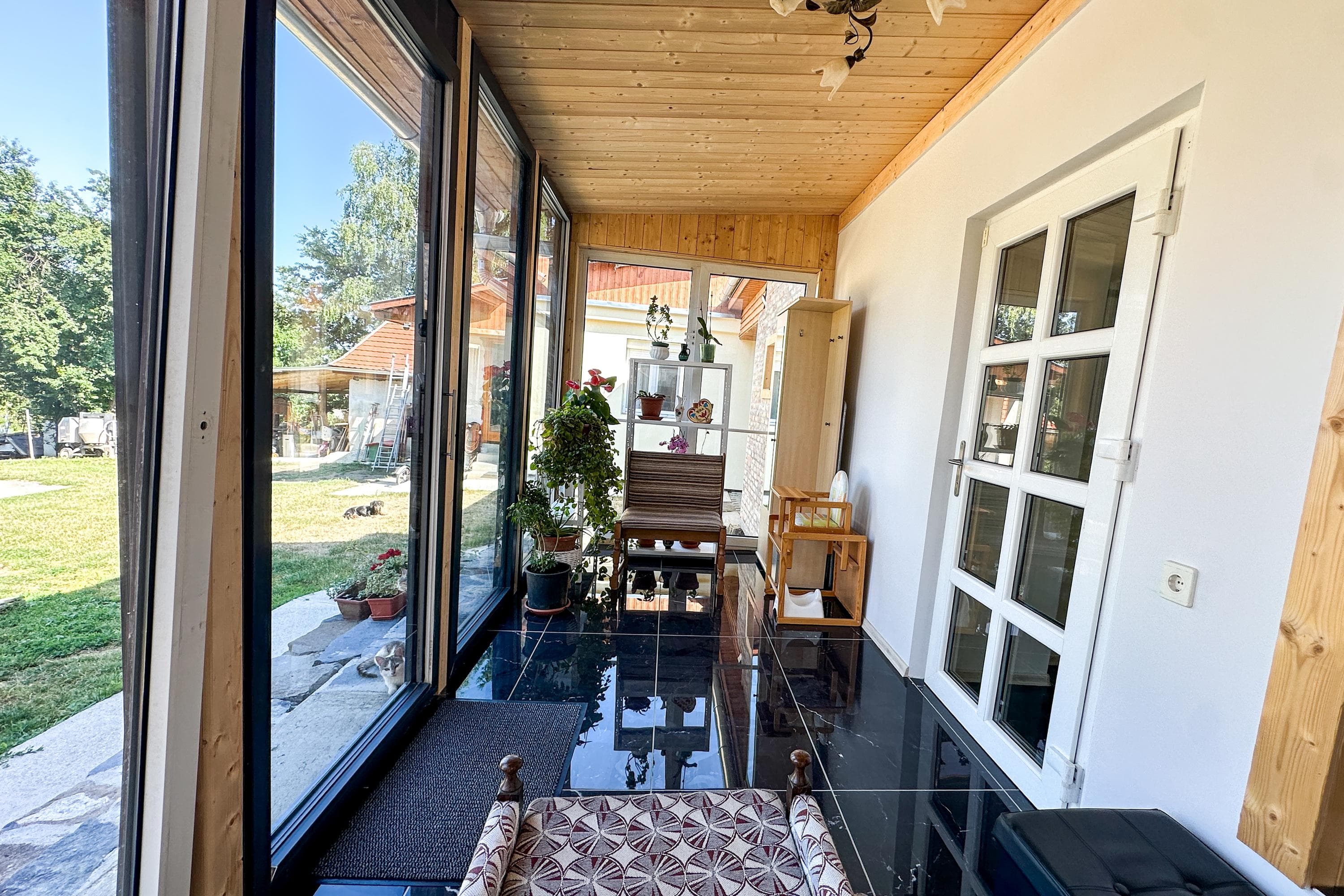 Gallery Image 21