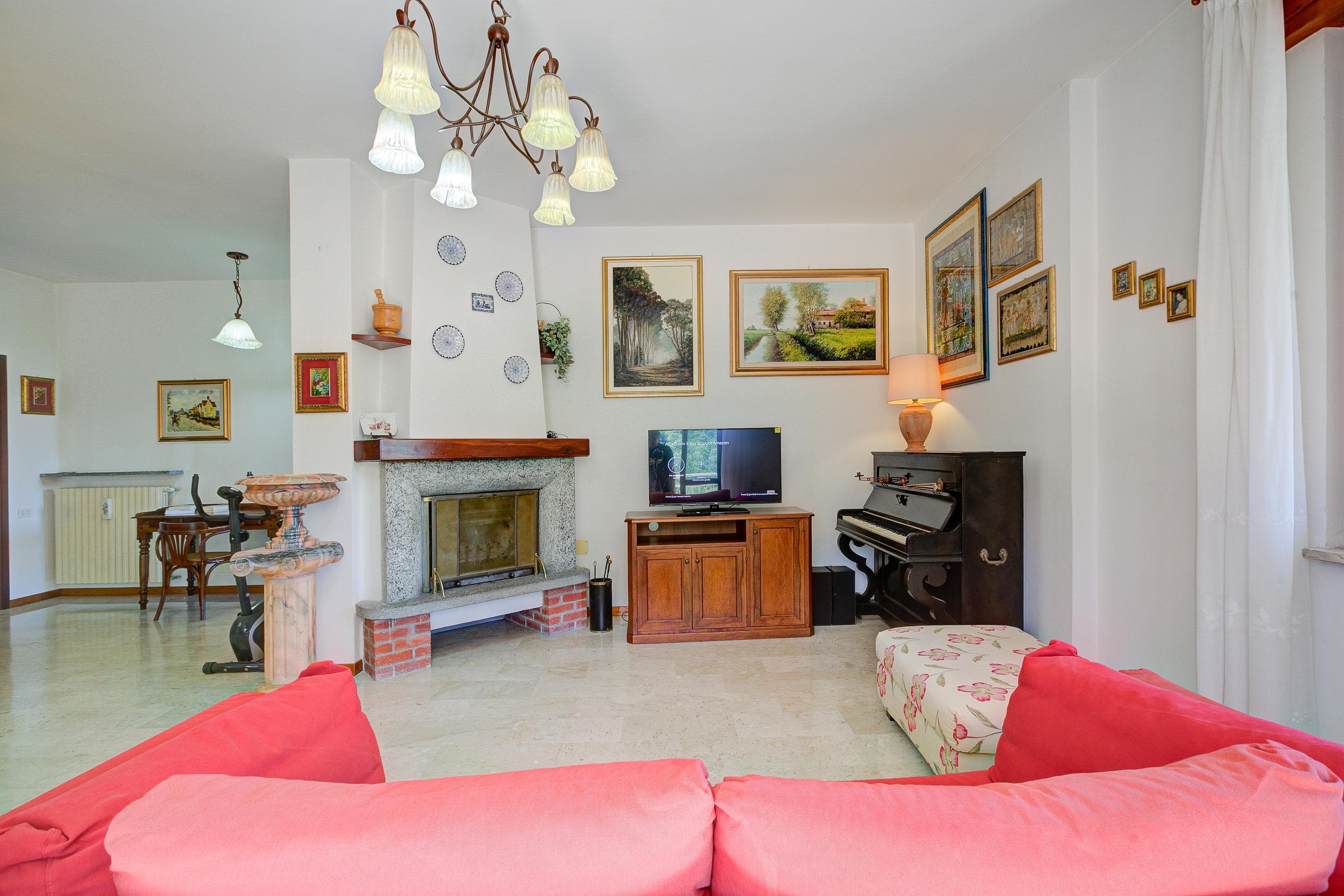 Gallery Image 19