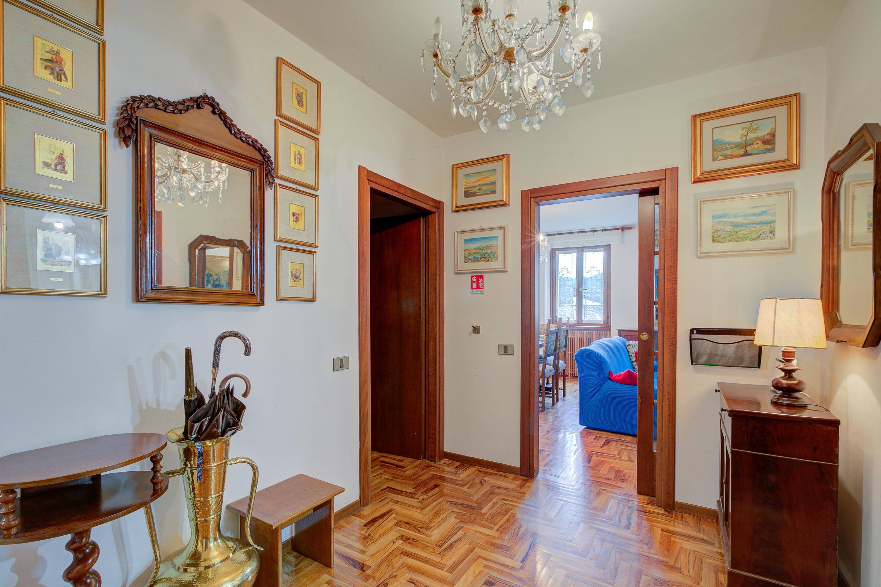 Gallery Image 19