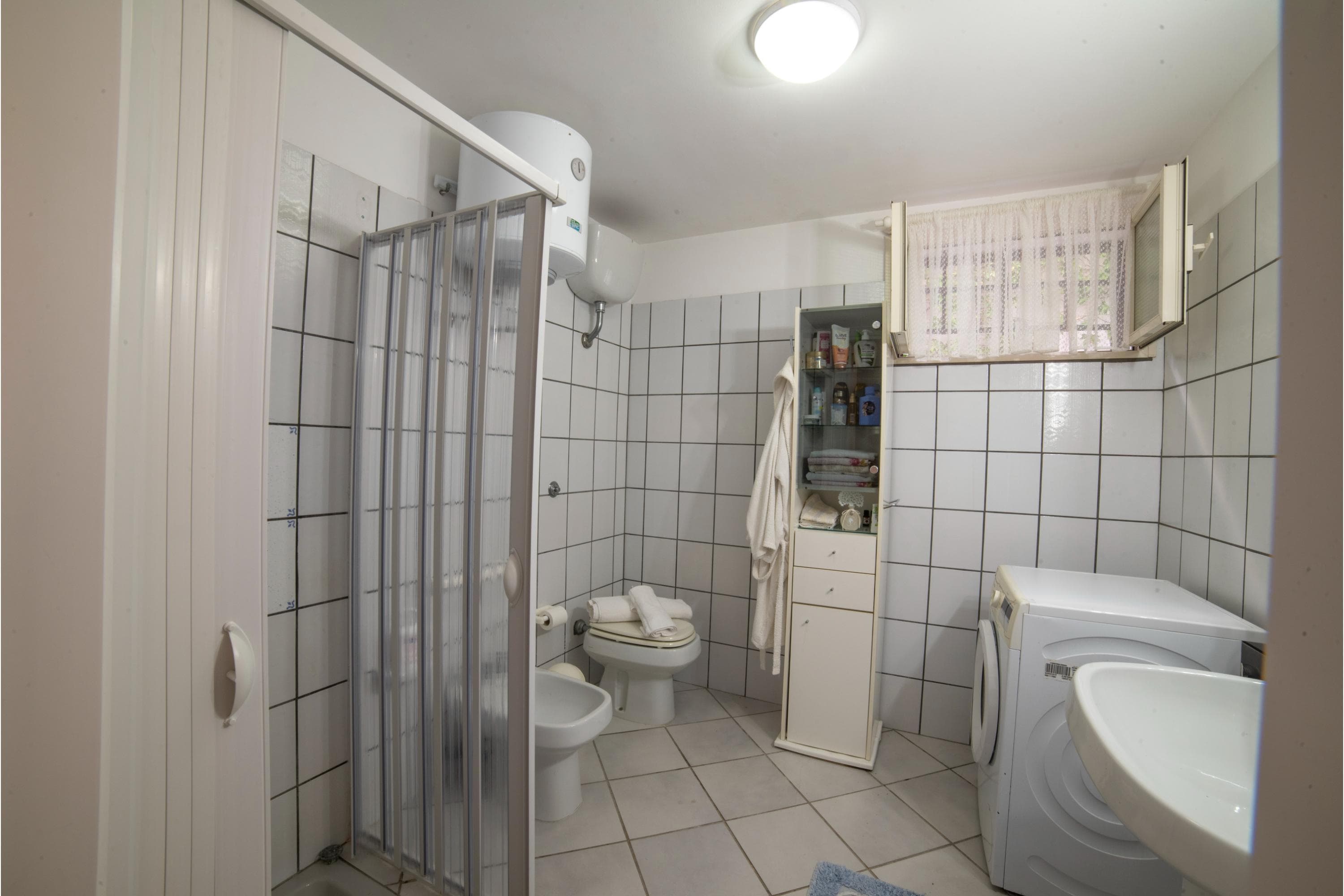 Gallery Image 13