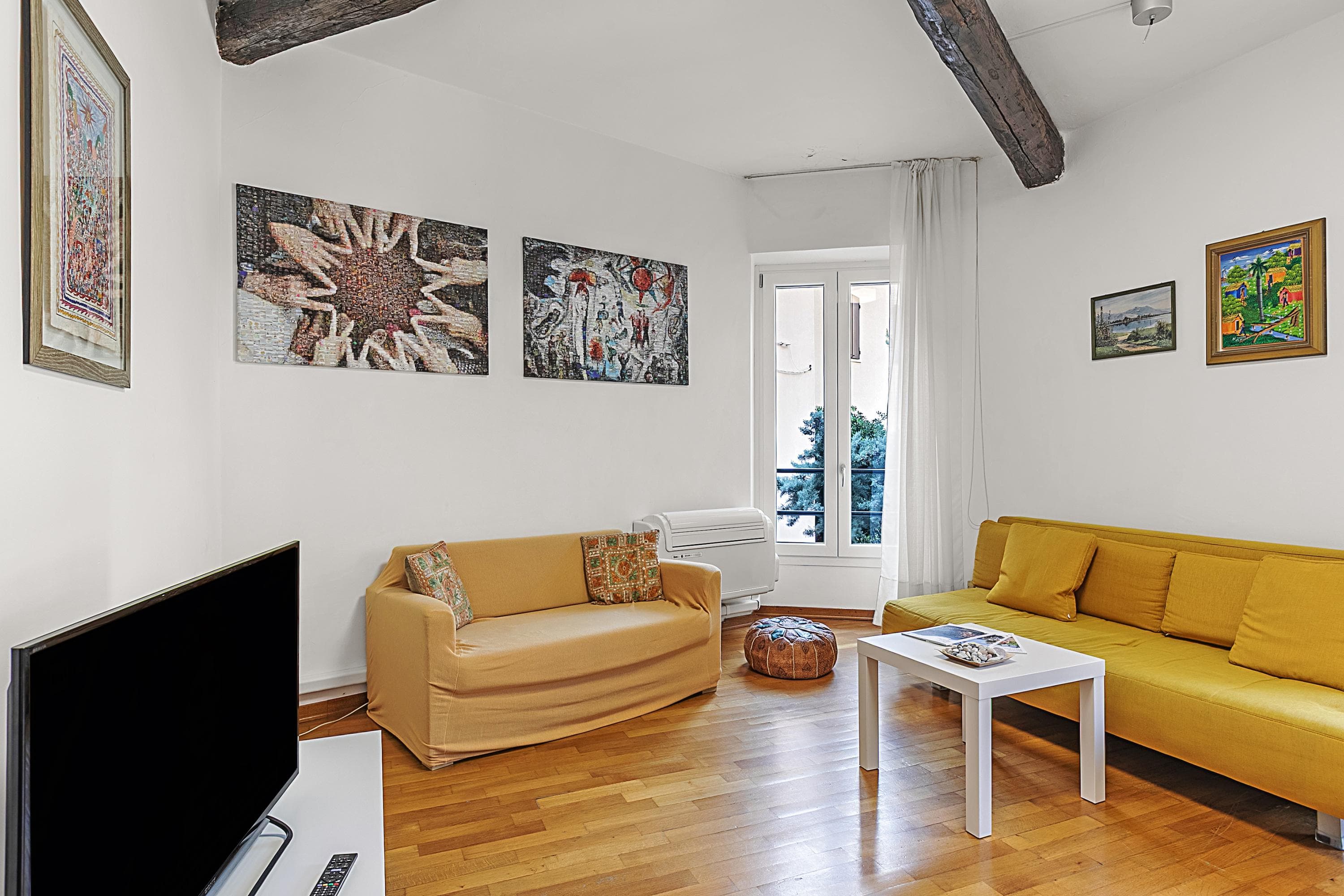 Gallery Image 15
