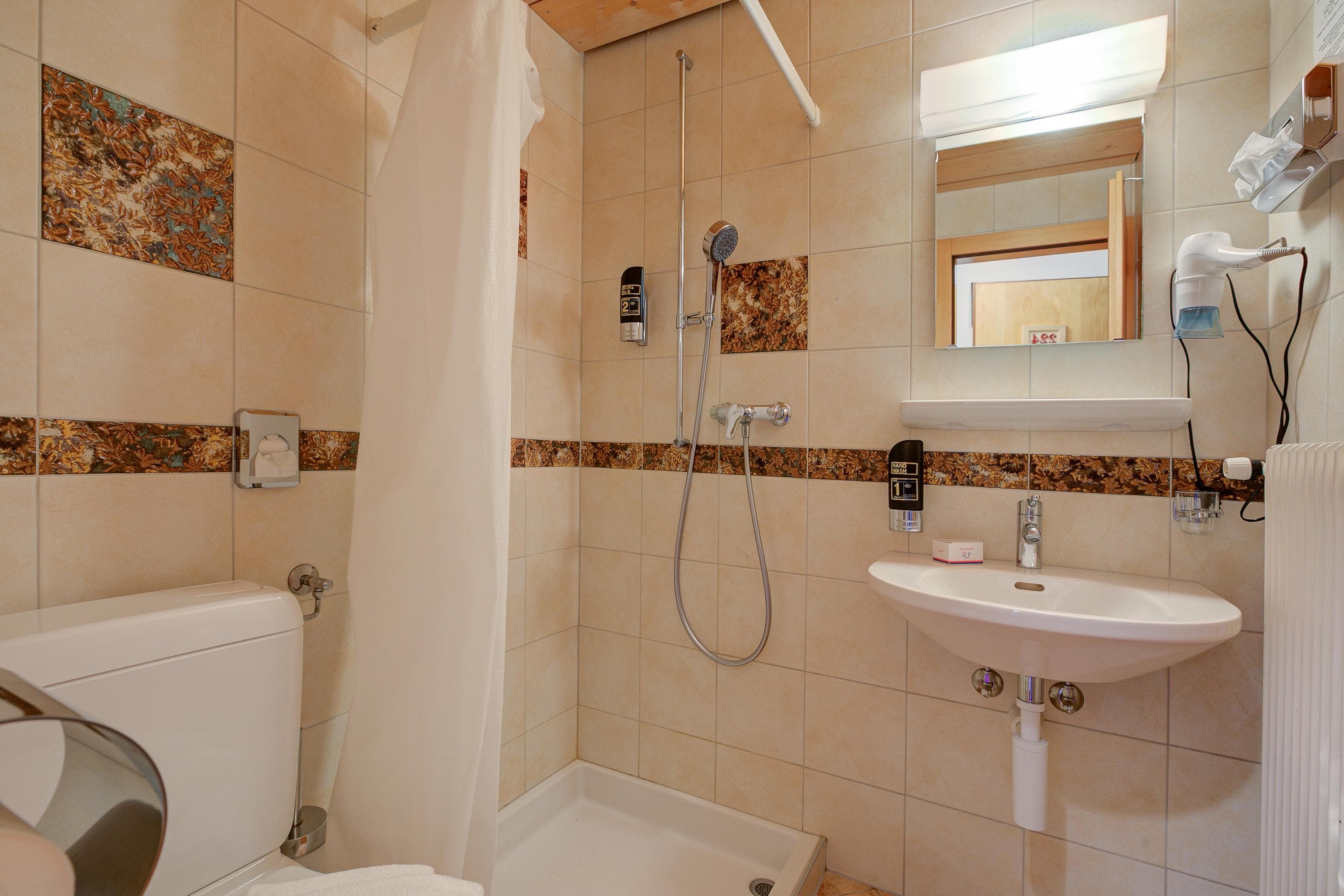 Gallery Image 12