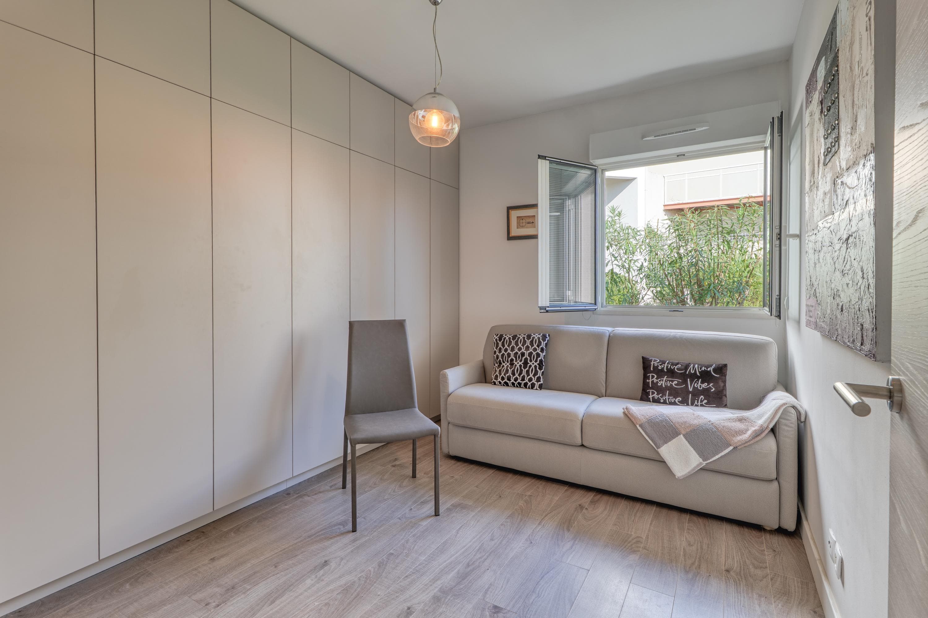 Gallery Image 31