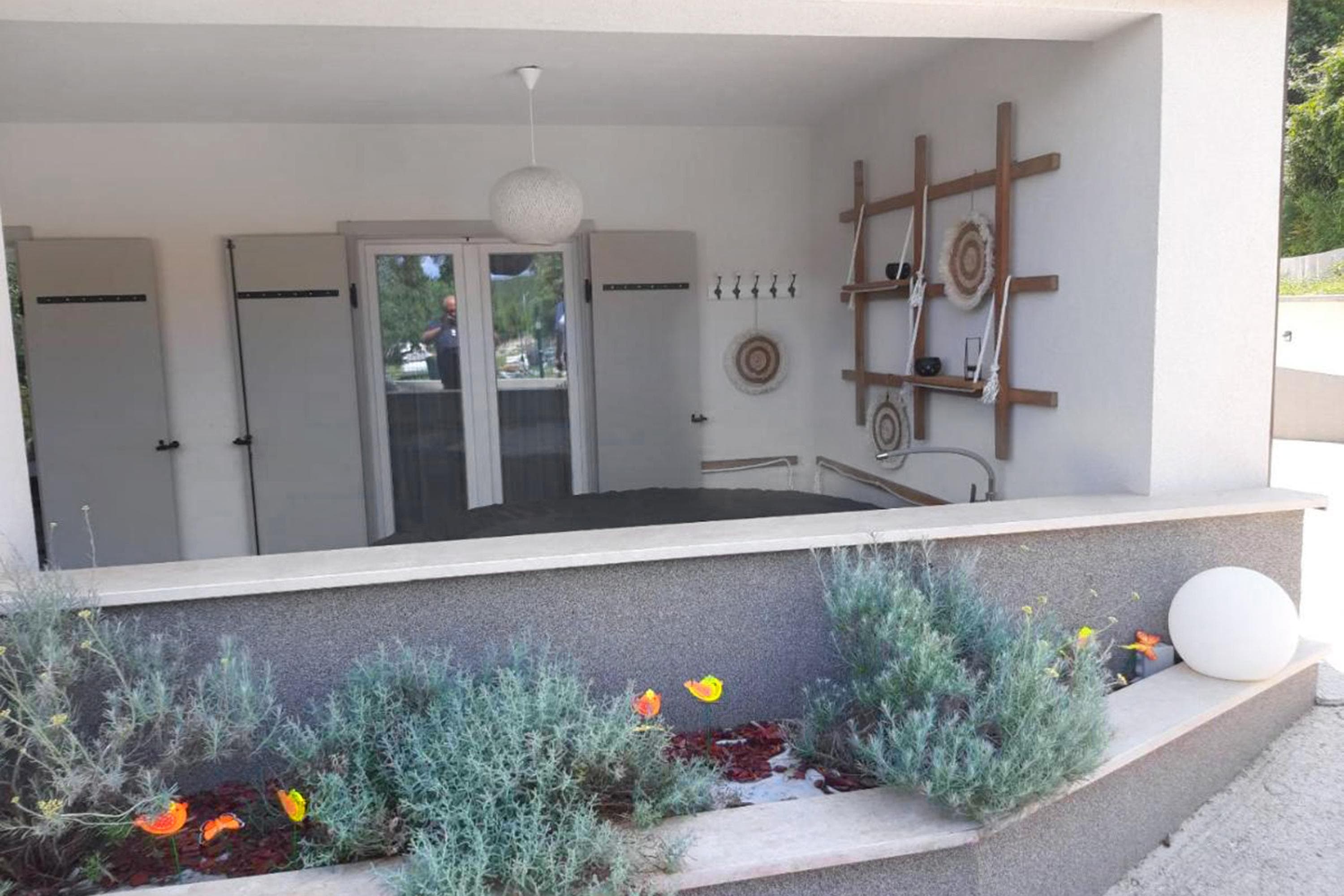 Gallery Image 13