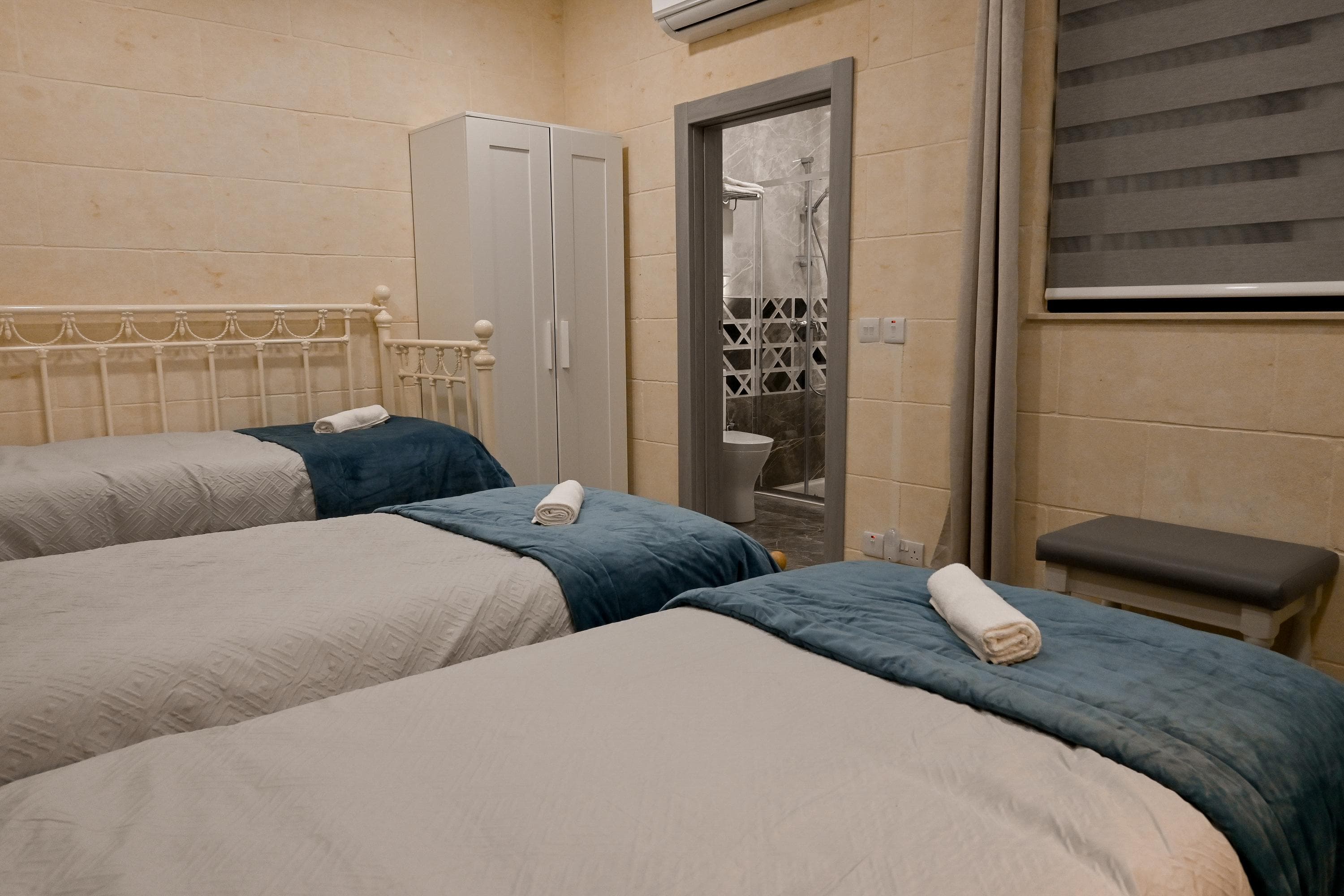 Gallery Image 20