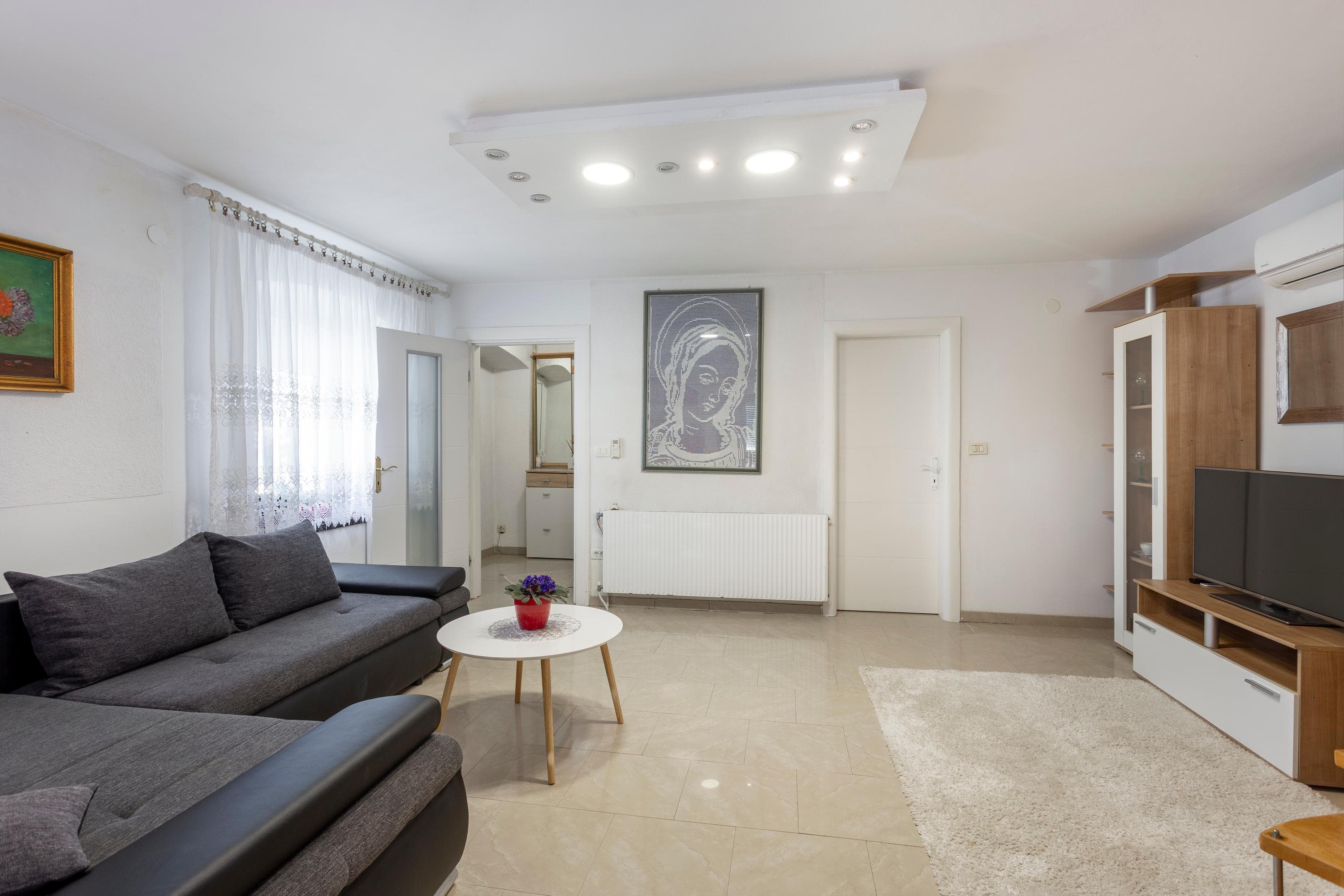 Gallery Image 15