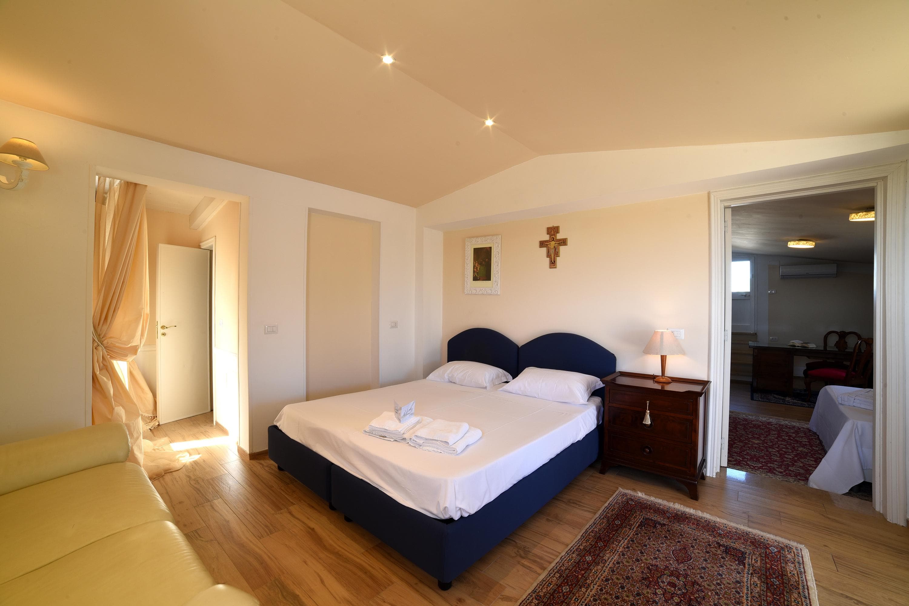 Gallery Image 12