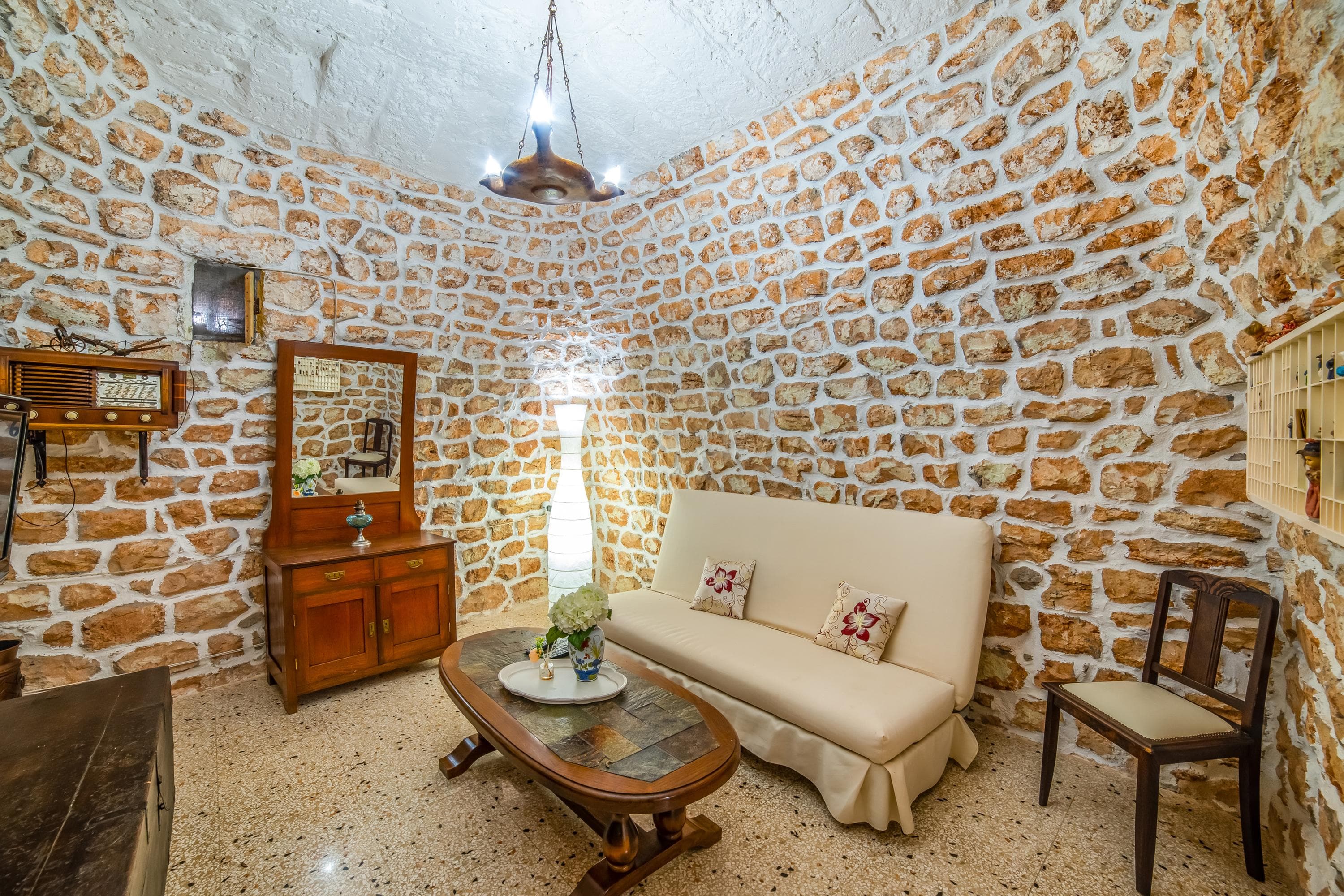 Gallery Image 15