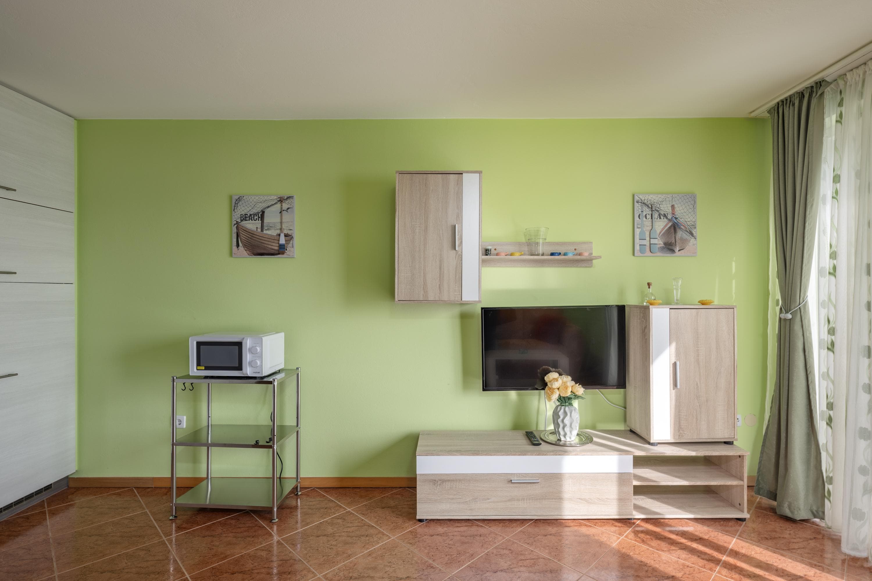 Gallery Image 10