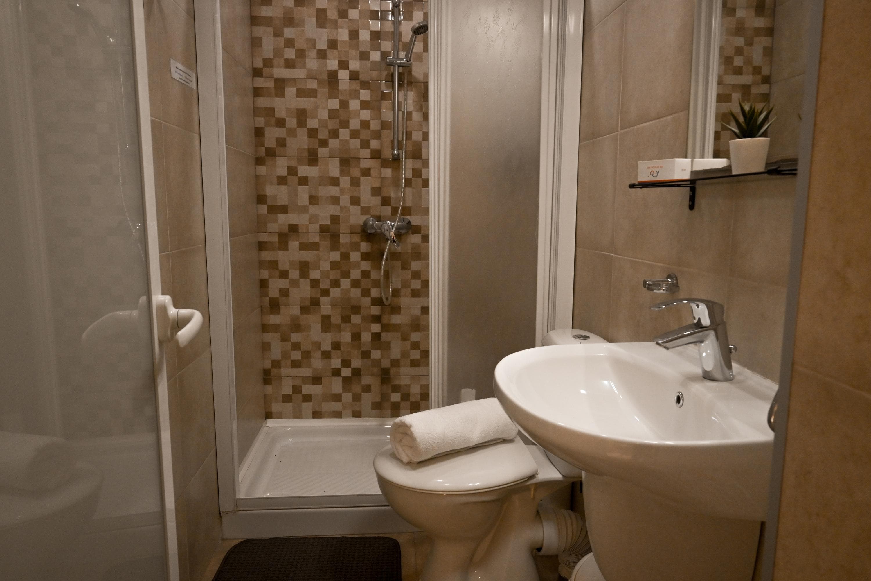 Gallery Image 10