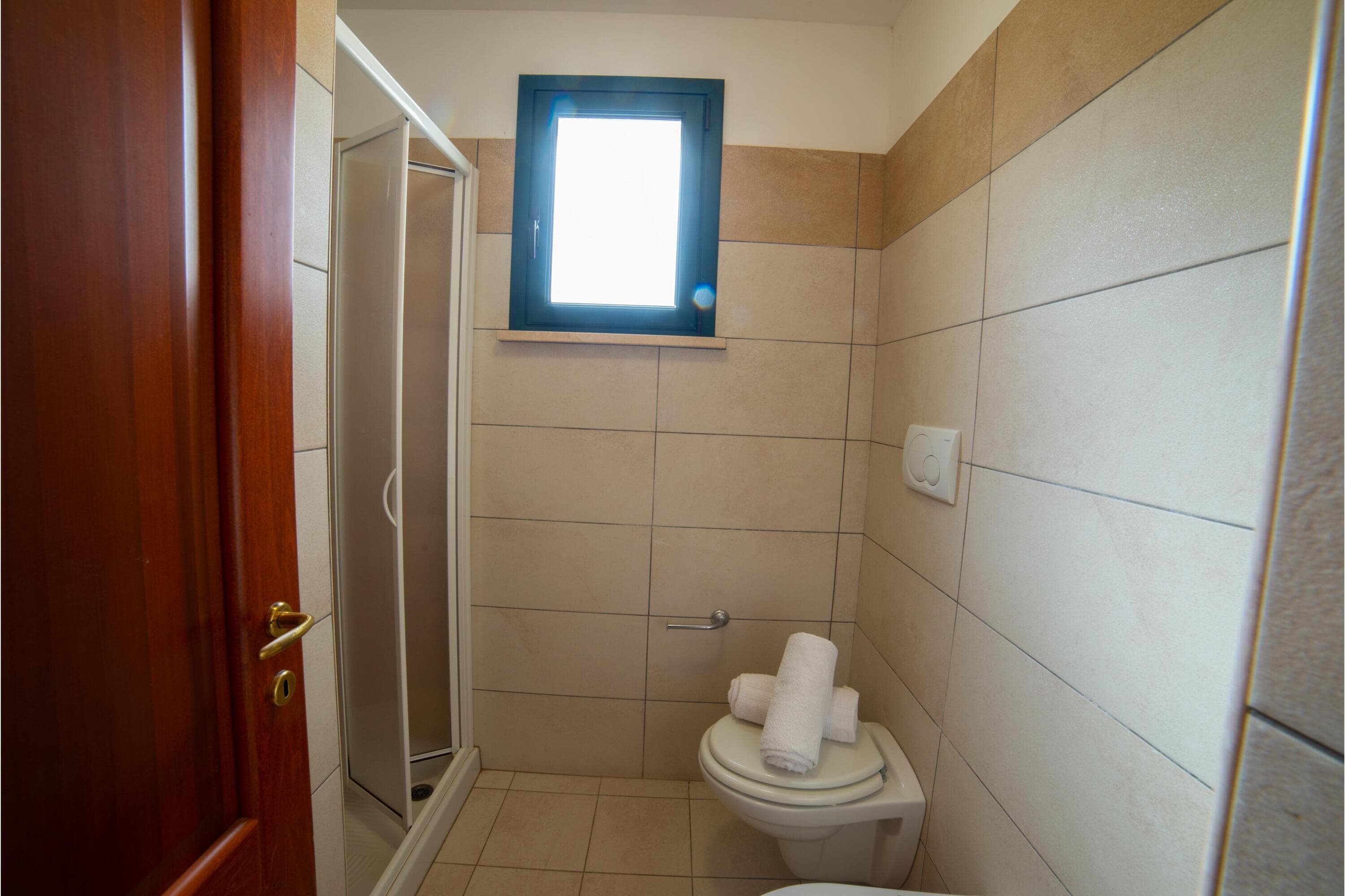 Gallery Image 15