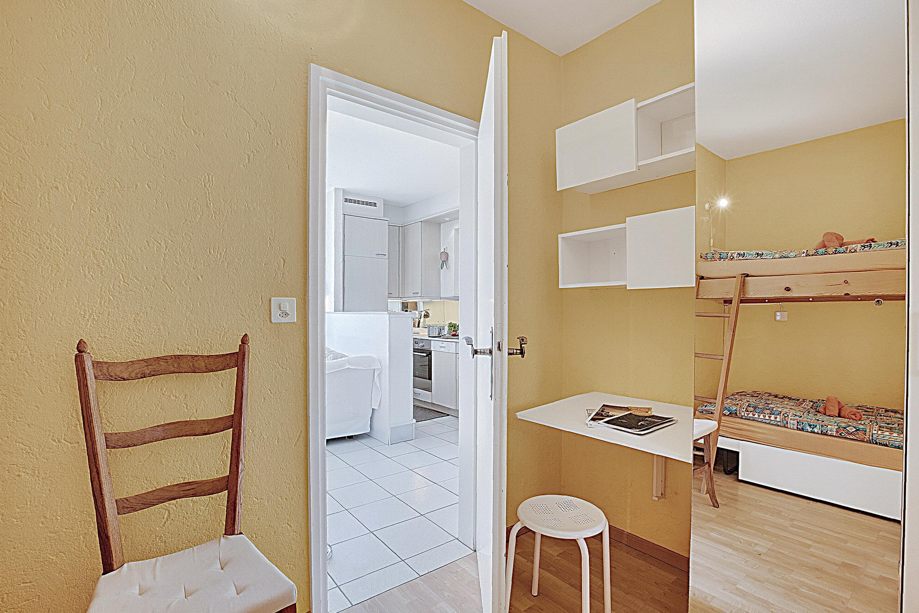 Gallery Image 19