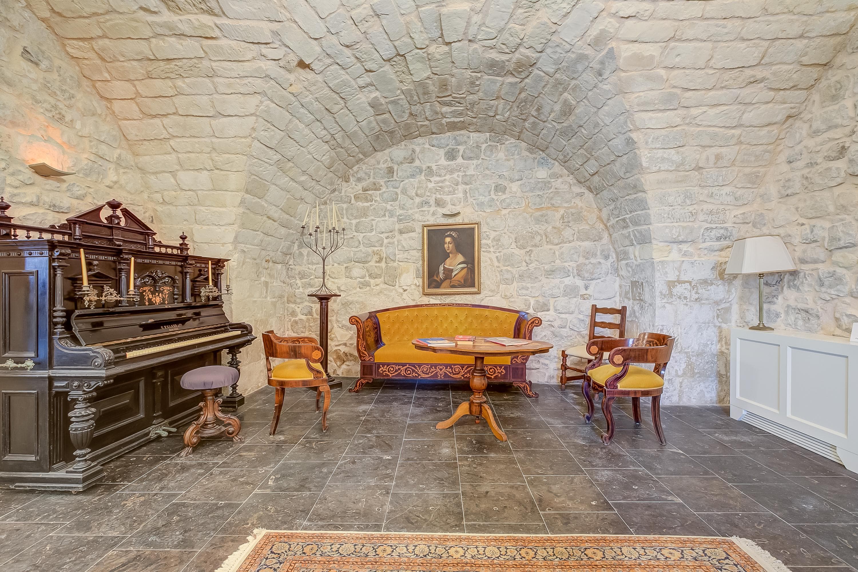 Gallery Image 19