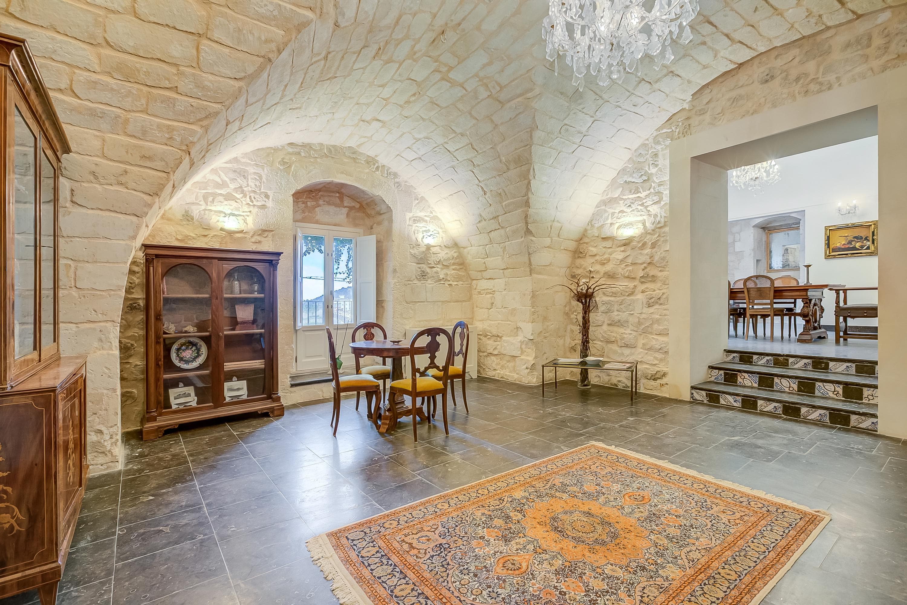 Gallery Image 13