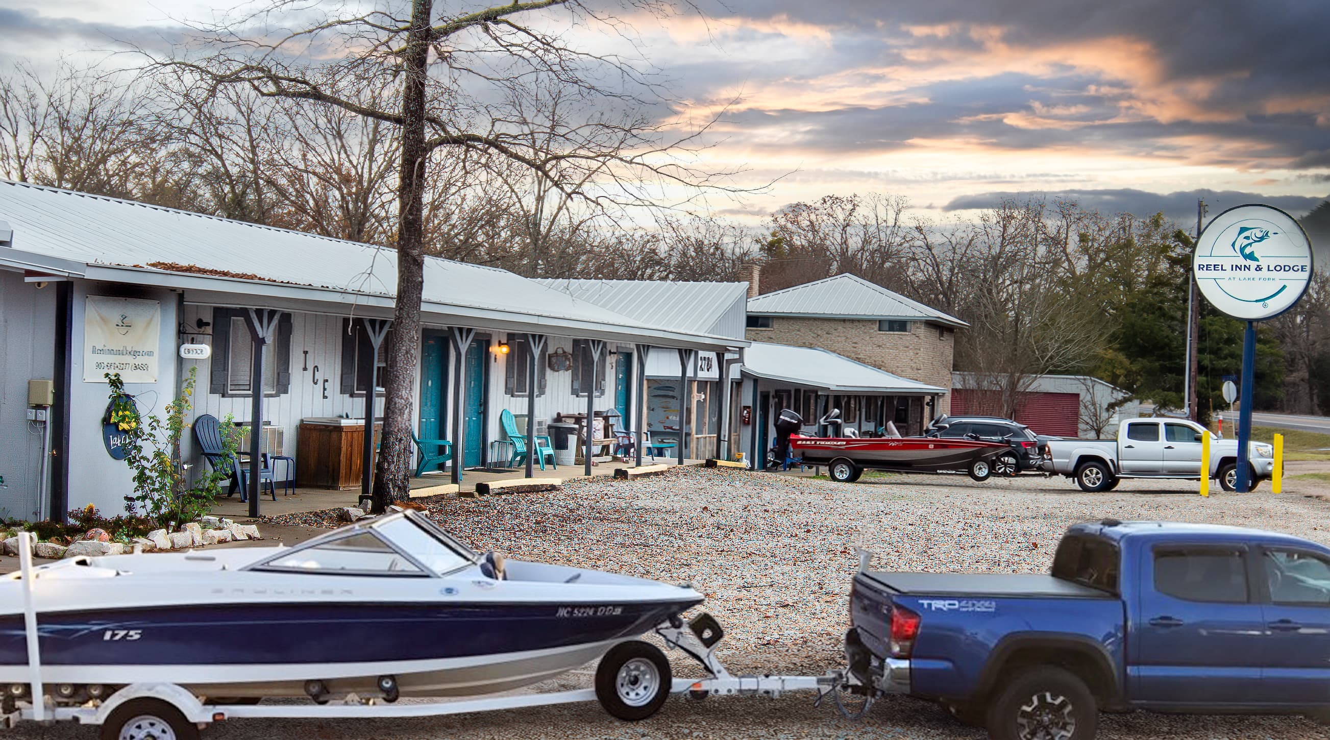 Exterior Reel inn