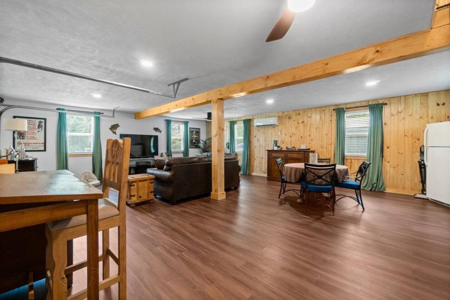 Gallery Image 13