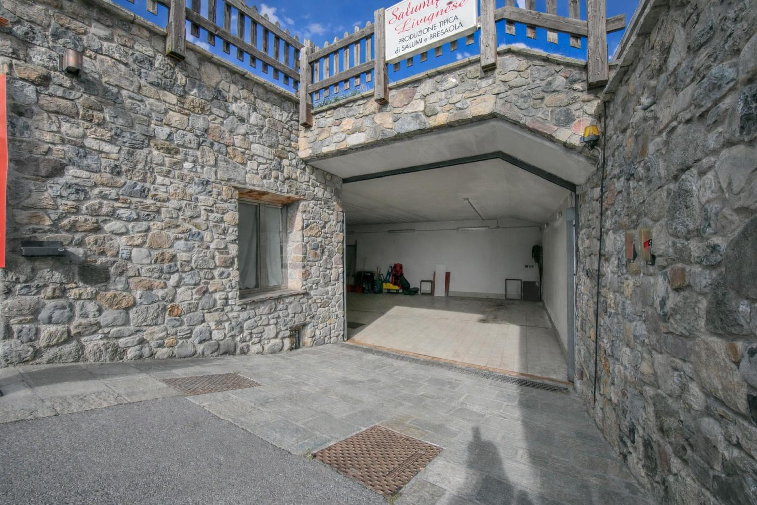 Gallery Image 11