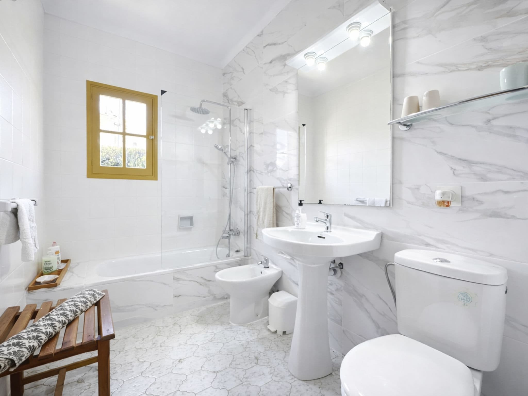 Bathroom / Wellness