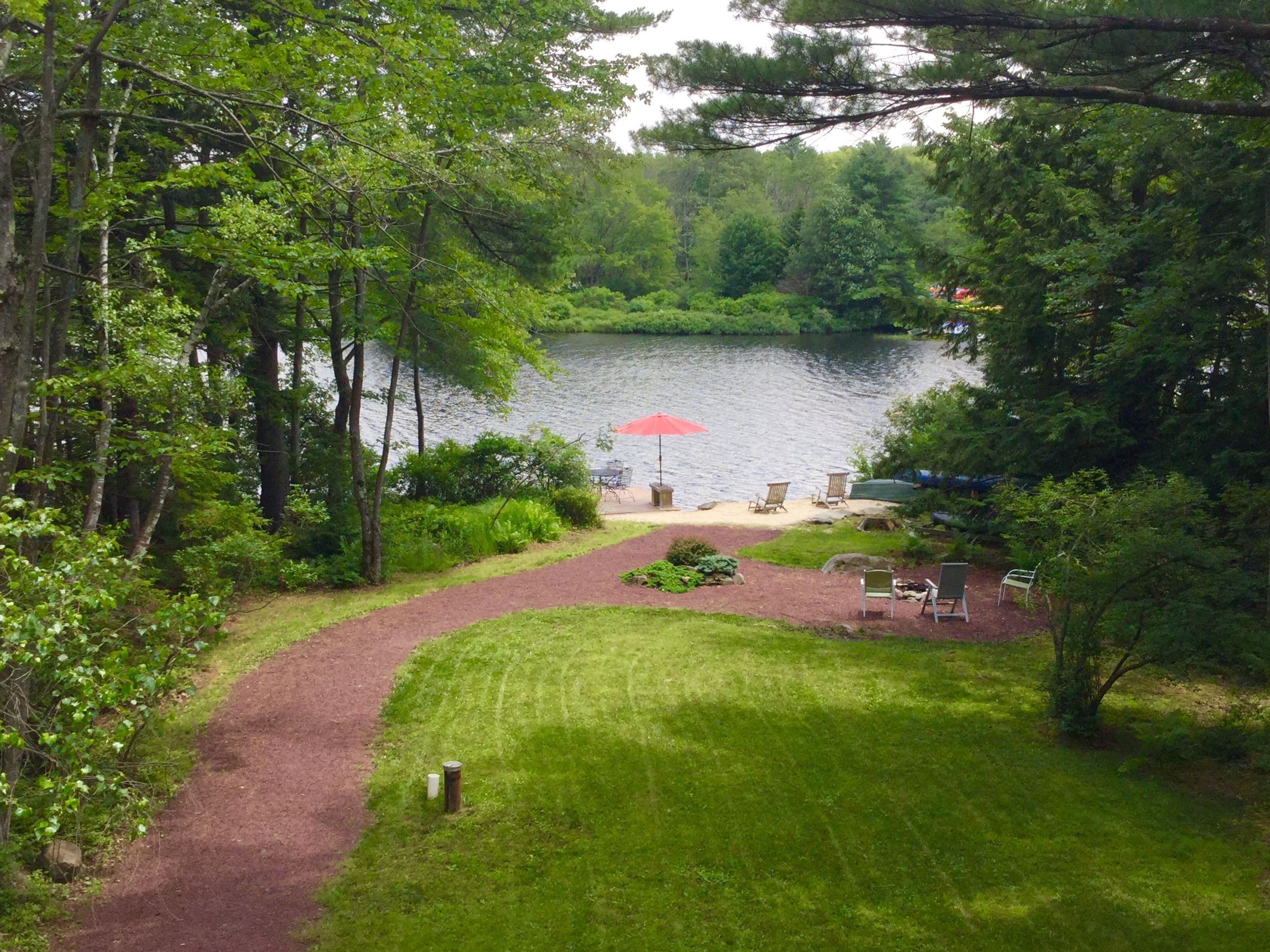 Path from house to our private beach and dock