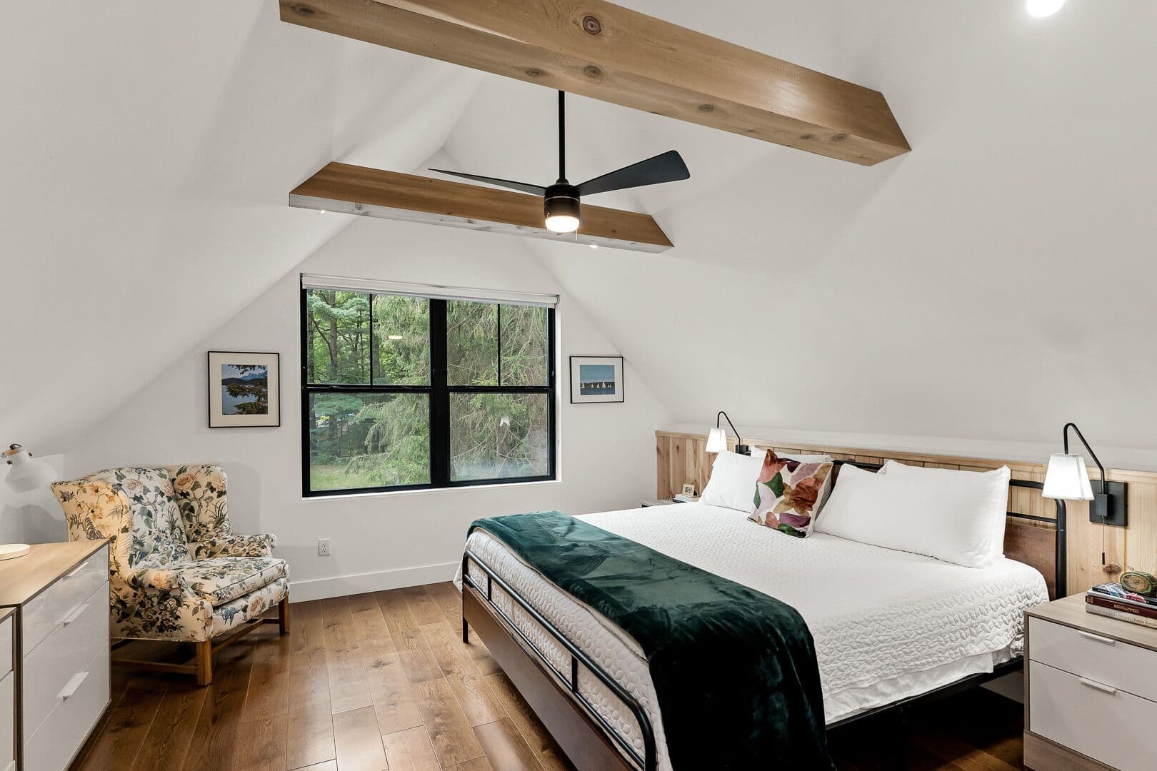 Bedroom 3: King bed, park view