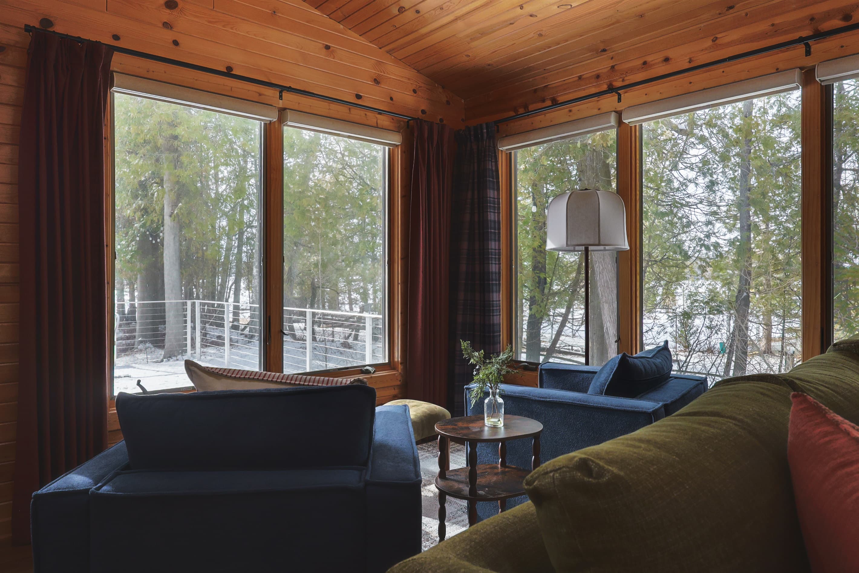 A sunroom to die for, this is where you'll spend a lot of your time!