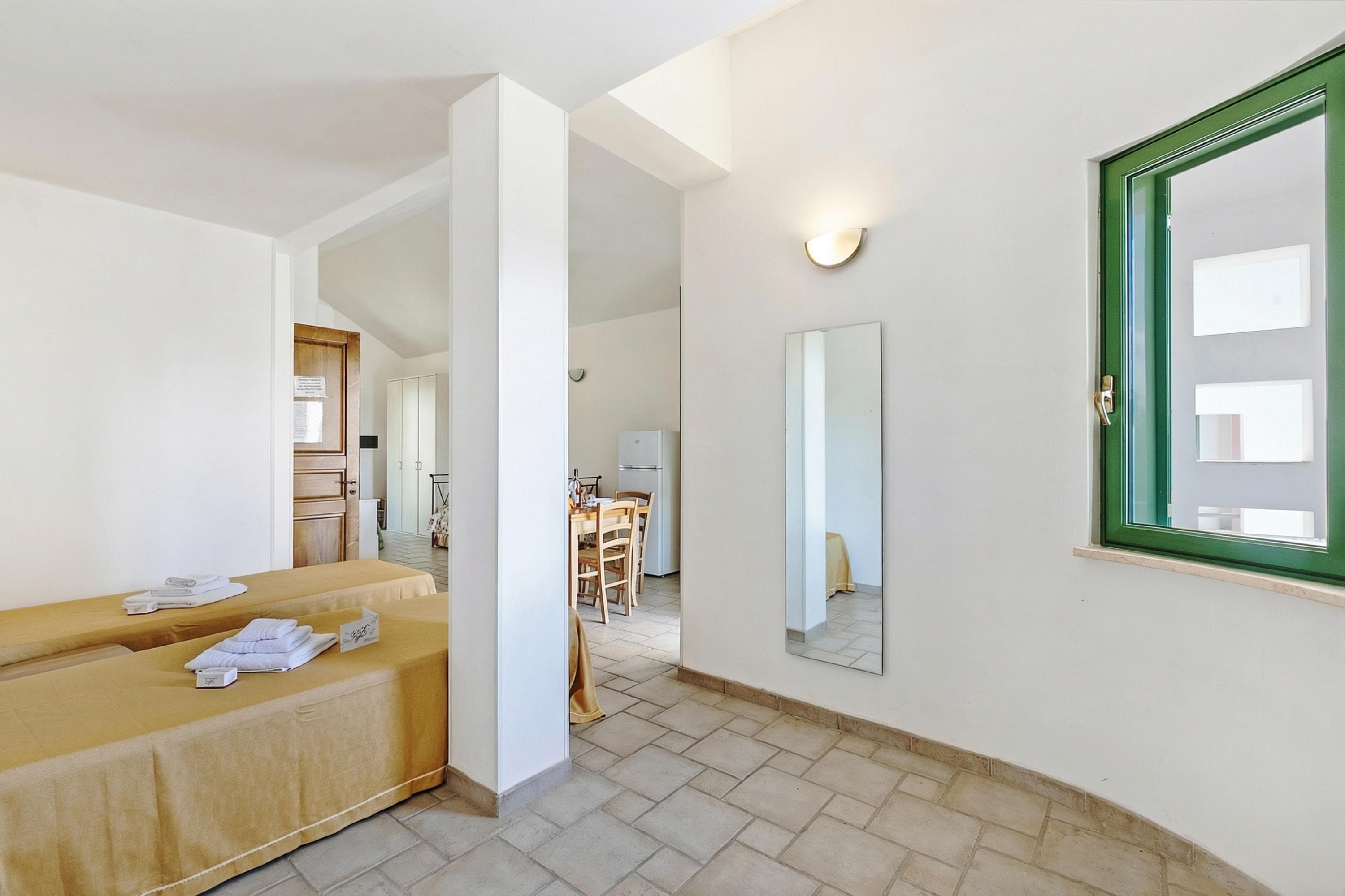 Gallery Image 15