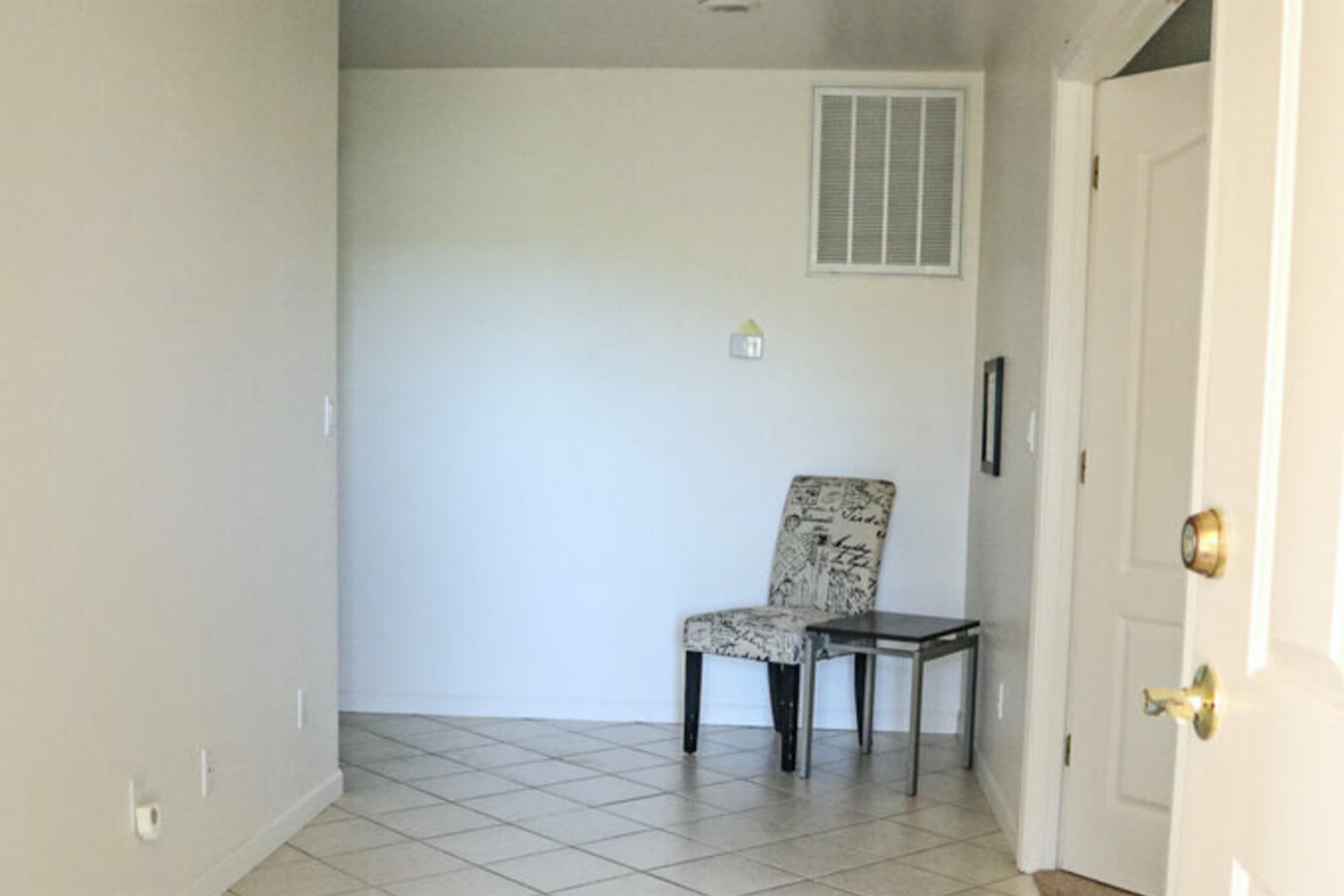 Entry to downstairs