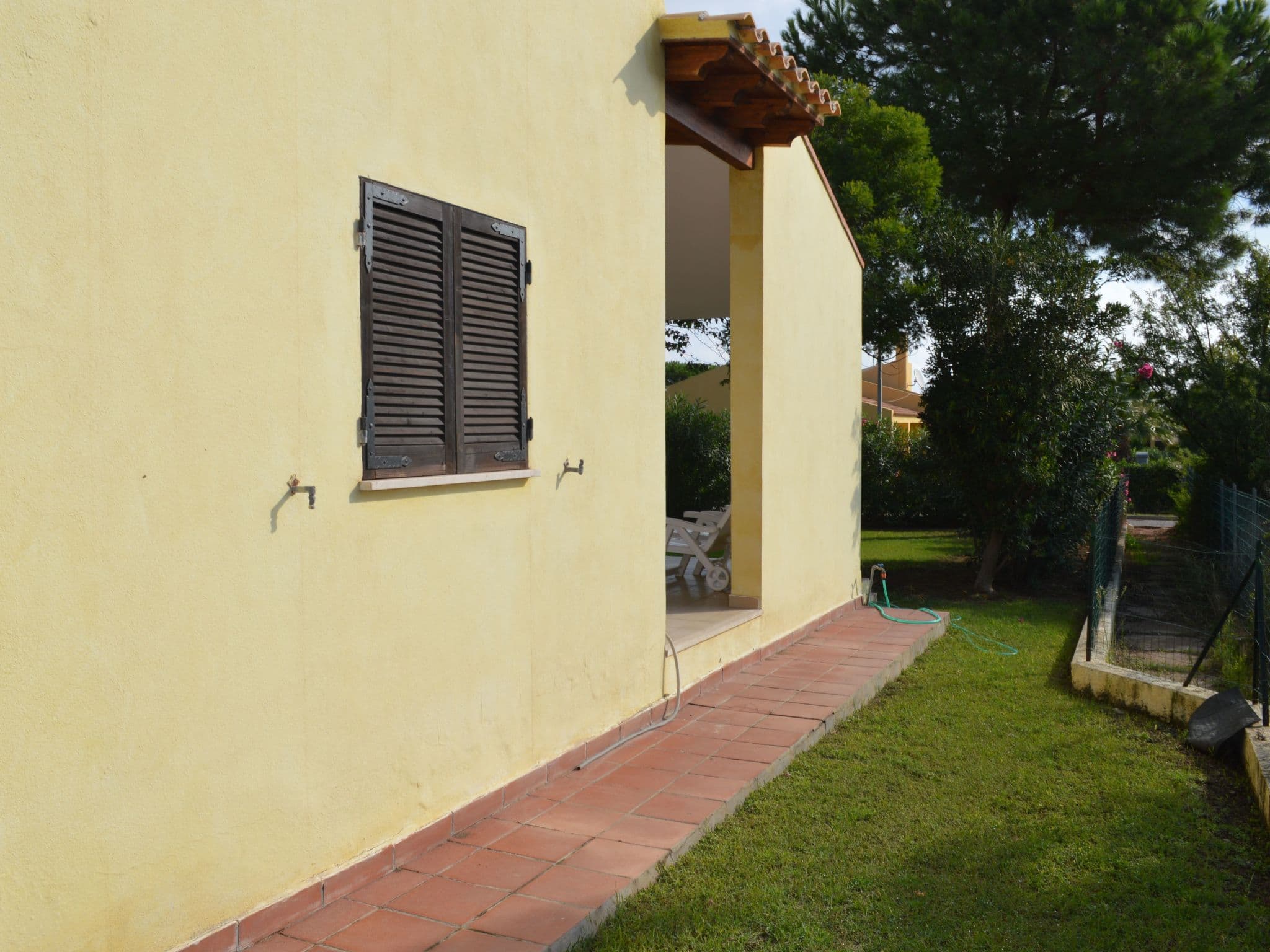 Gallery Image 16