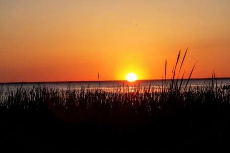 Romantic Sunset evening kayaking at RUnaway Bay Lodge