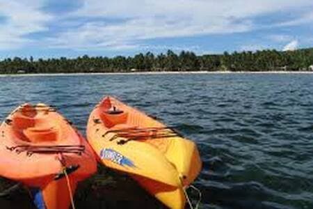Guest enjoy Free use of our kayaks at Runaway Bay Lodge.