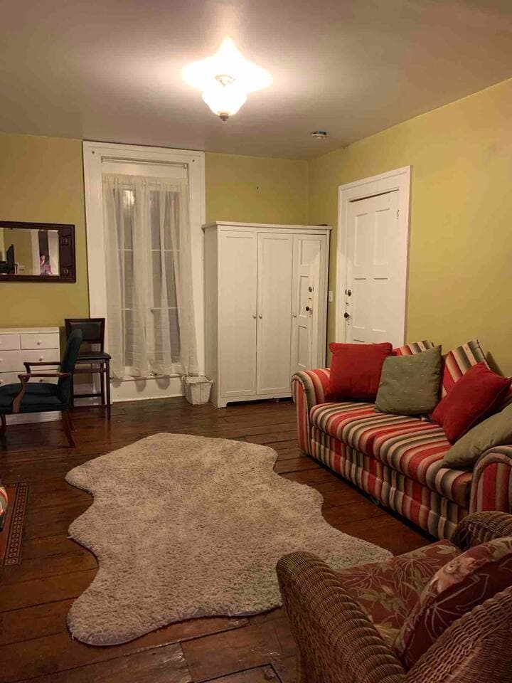 Gallery Image 13
