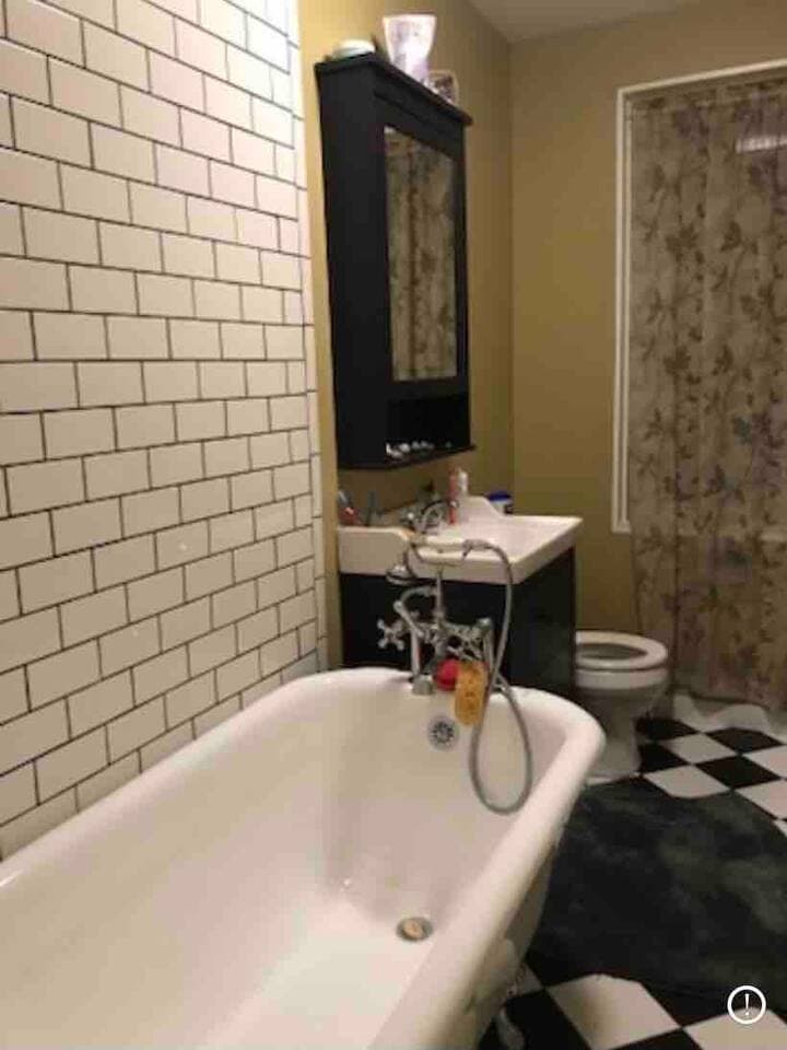 Gallery Image 19