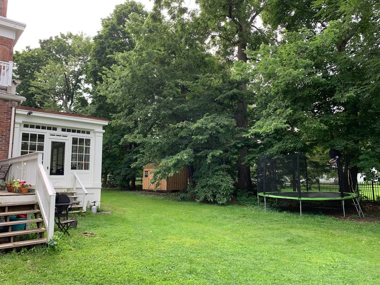 Backyard with trampoline