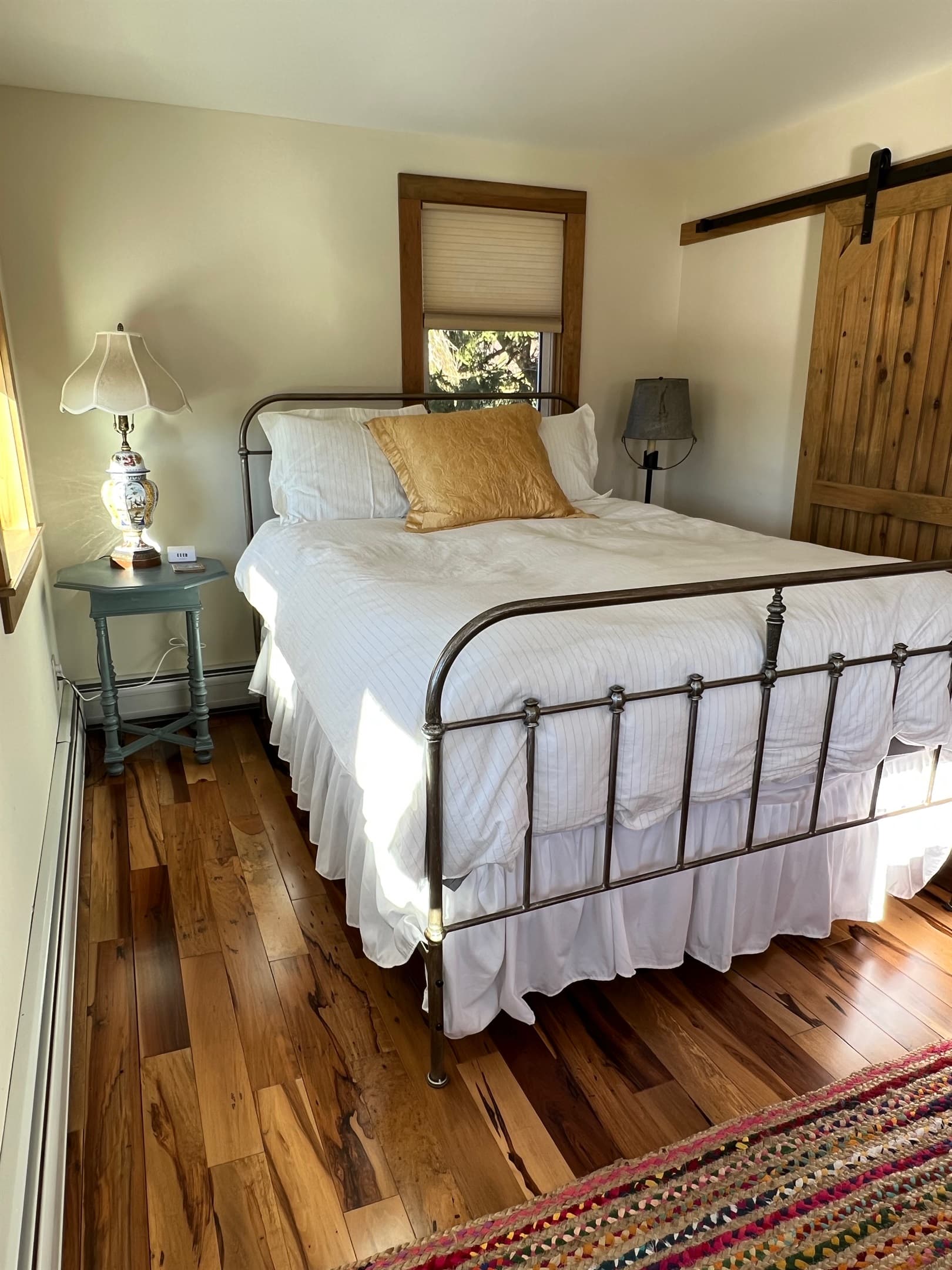 second floor queen bedroom #4