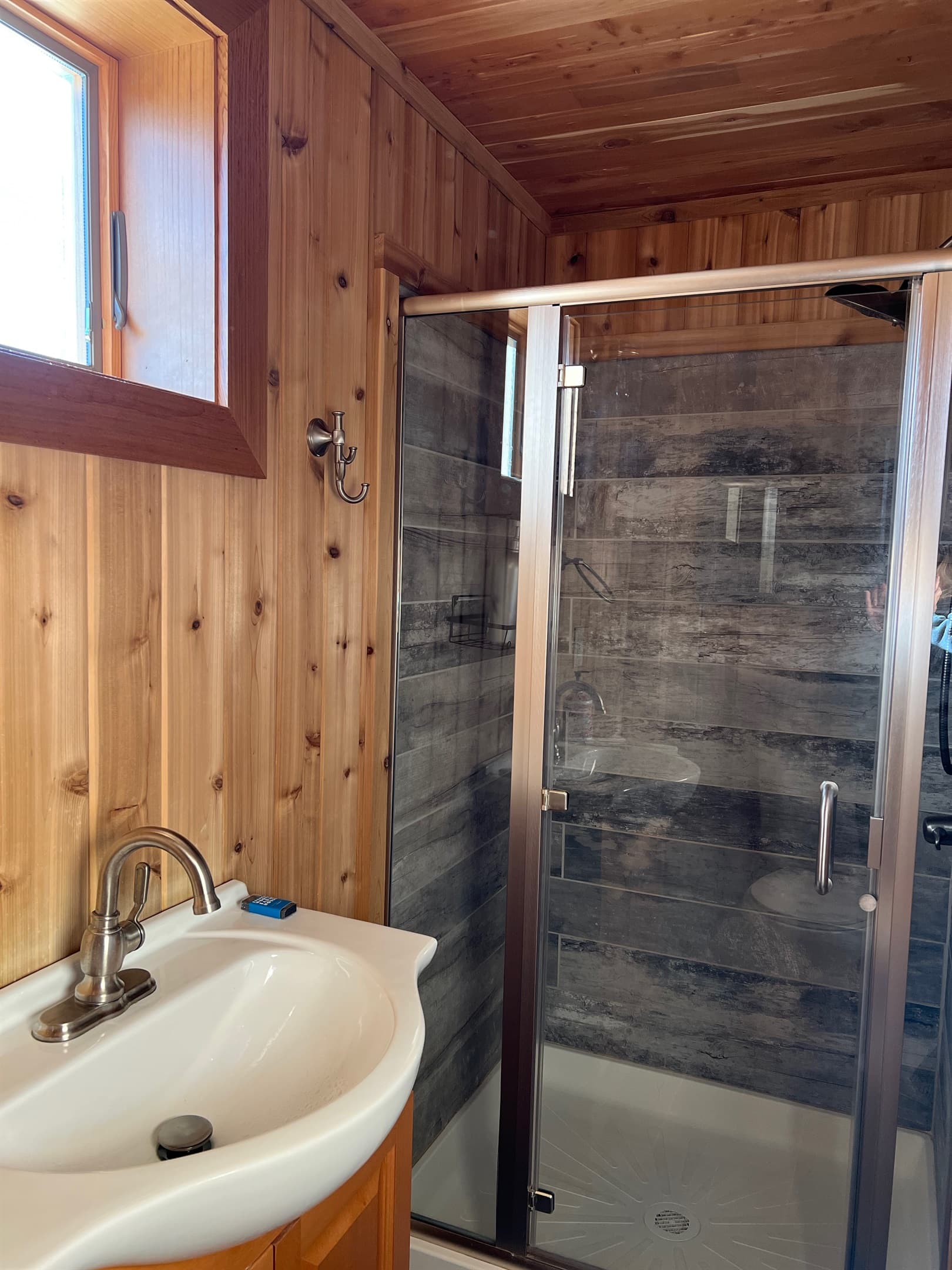 second floor hall bathroom