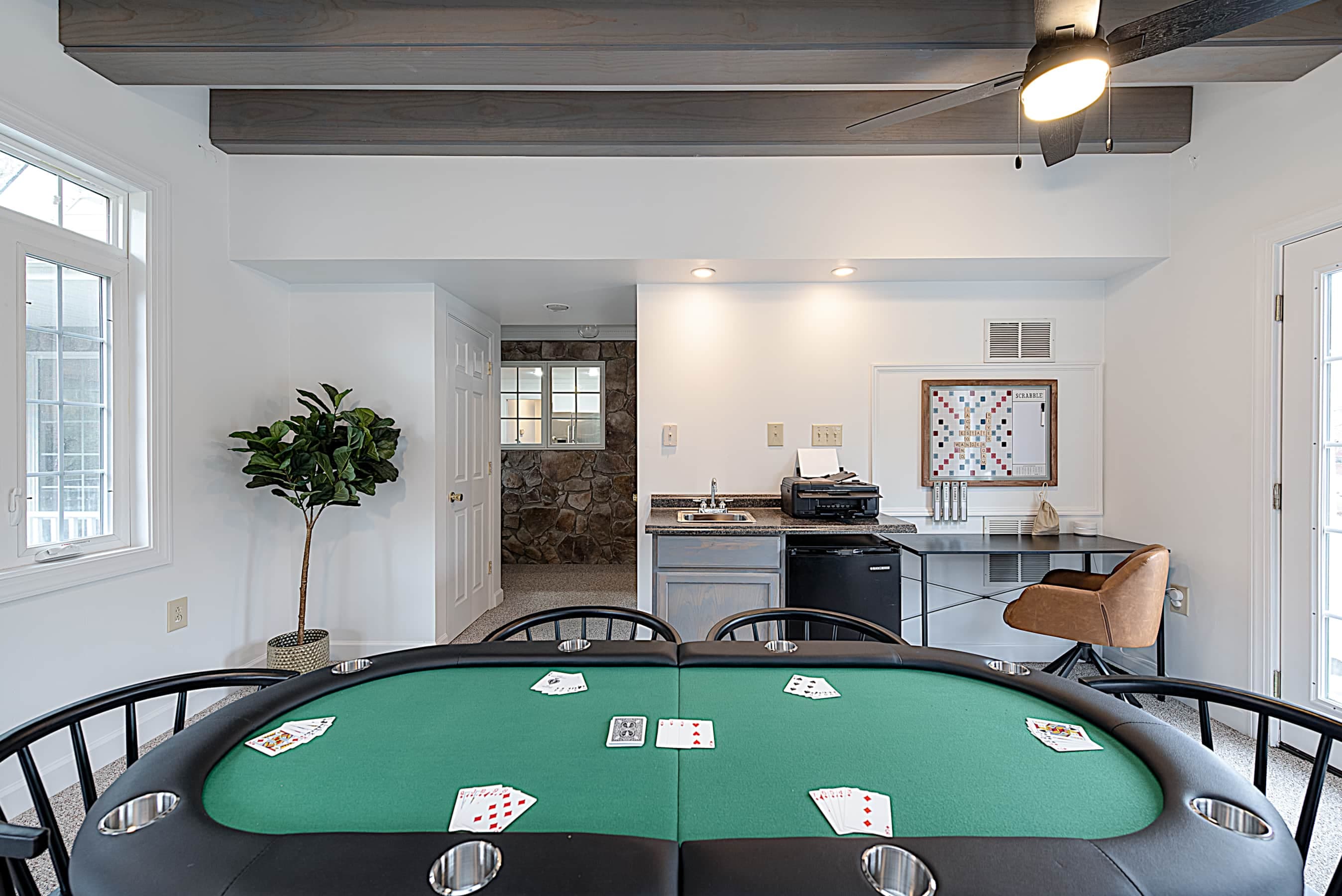 Poker table with Wet Bar