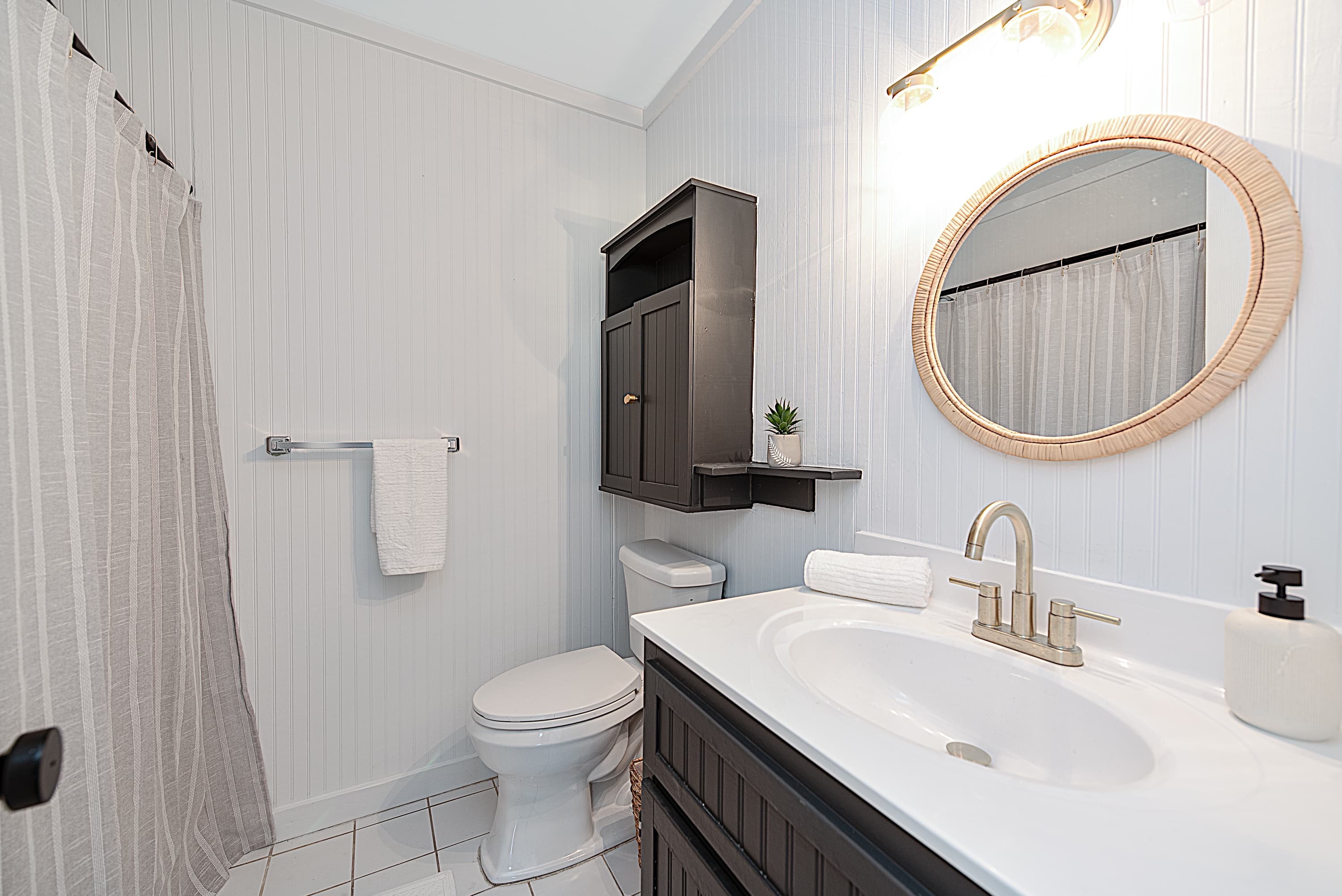 Hall Bathroom with Tub and Shower