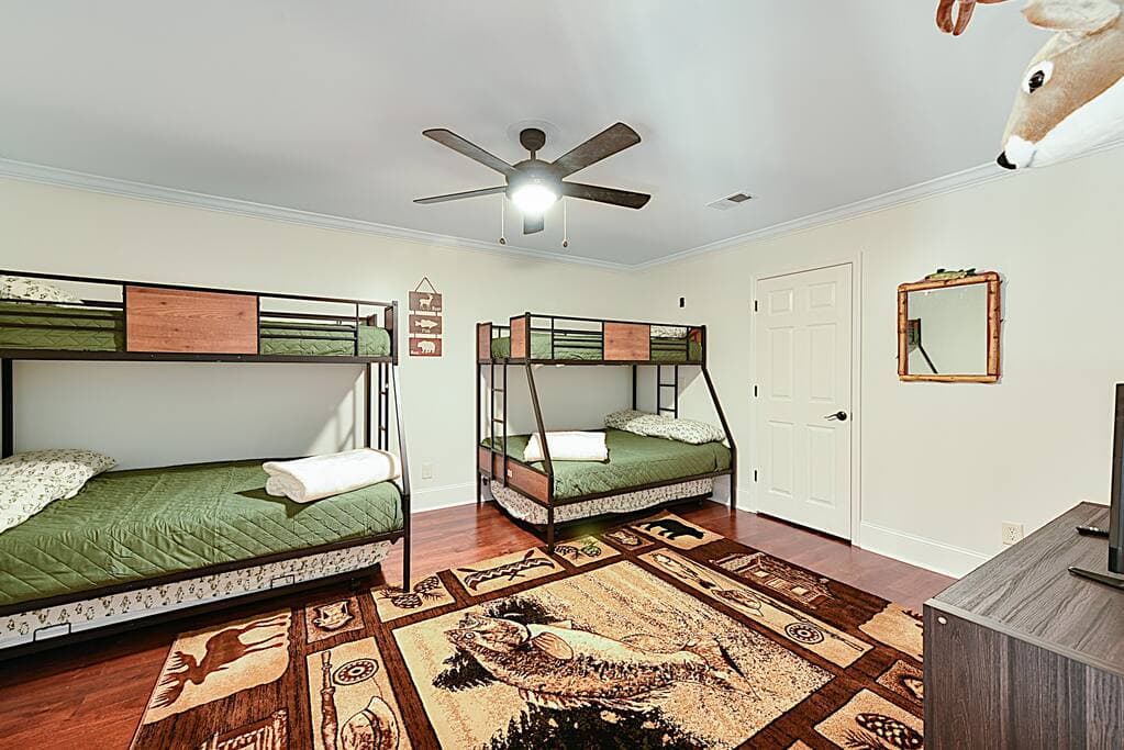 Bunk Room perfect for kids
Sleeps up to 8
2 Full beds, 2 twin beds, and 2 trundles