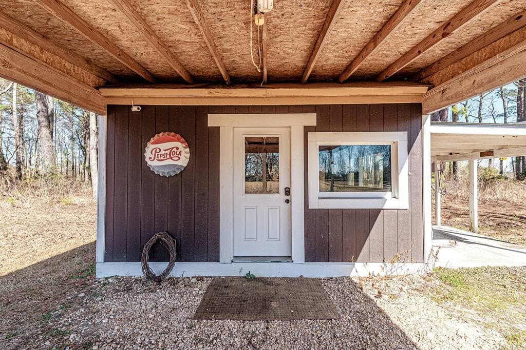 1 Bedroom Cottage available for $50 a night