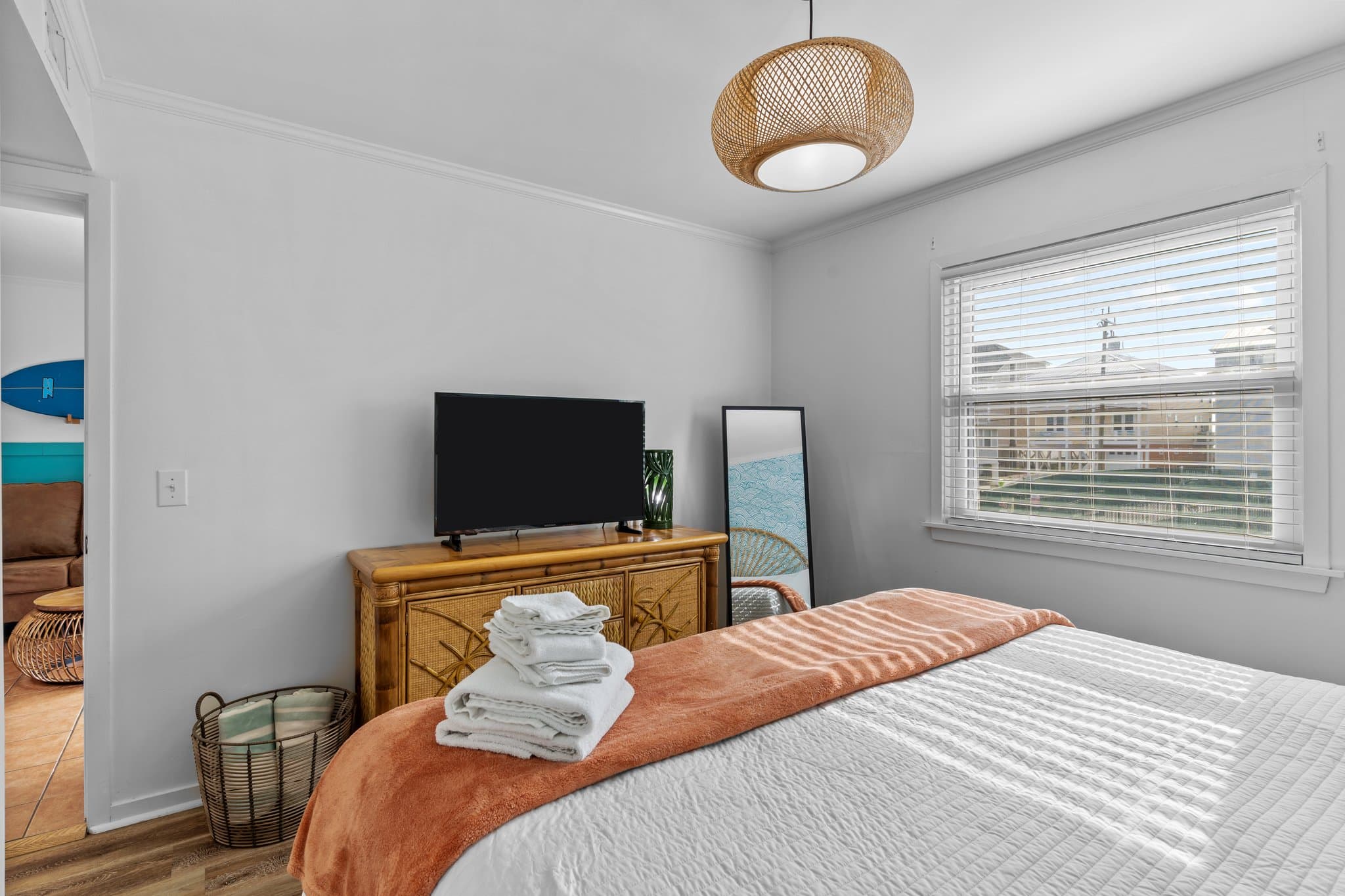 25 web or mls BTS09128