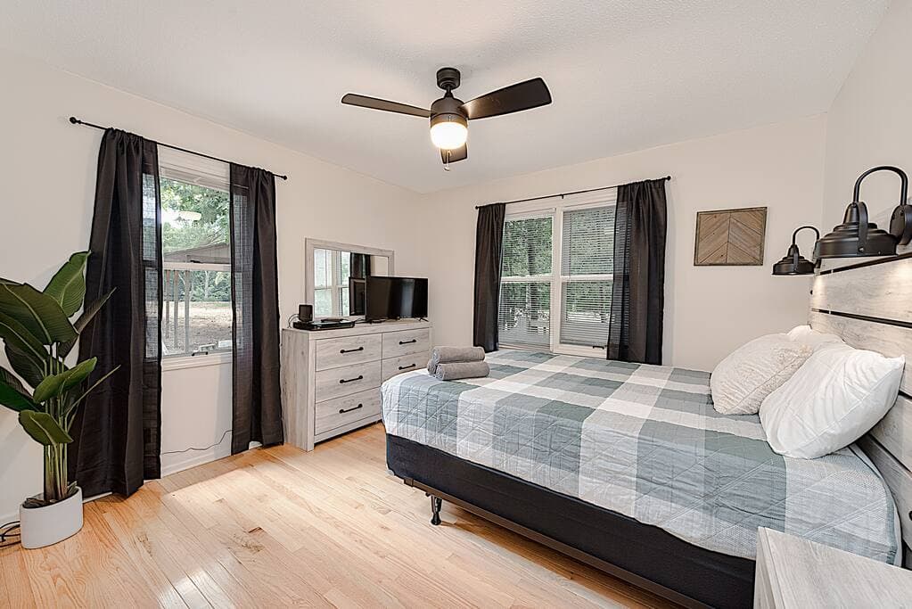 Side B Bedroom 2