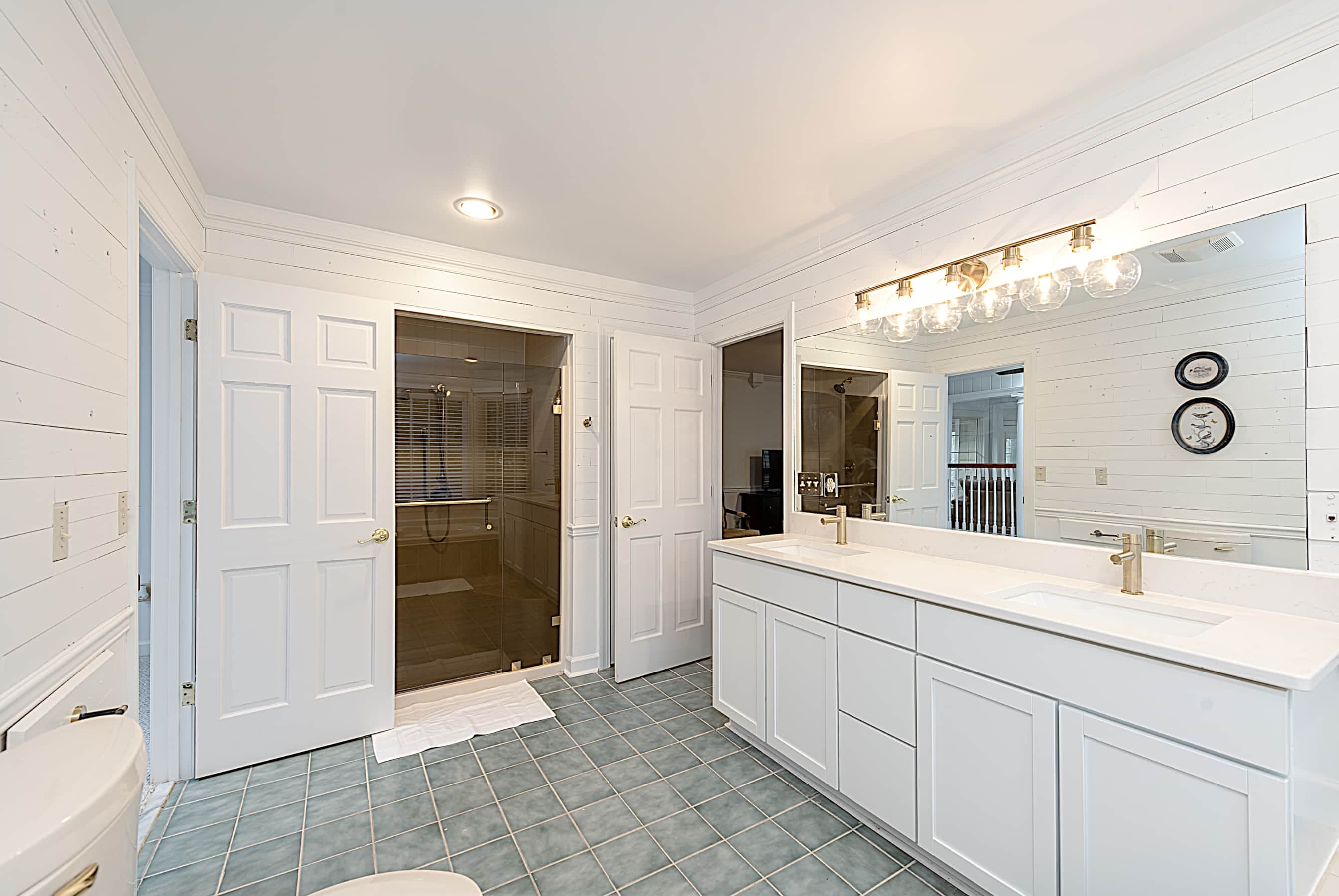 Master Bathroom walk in Shower